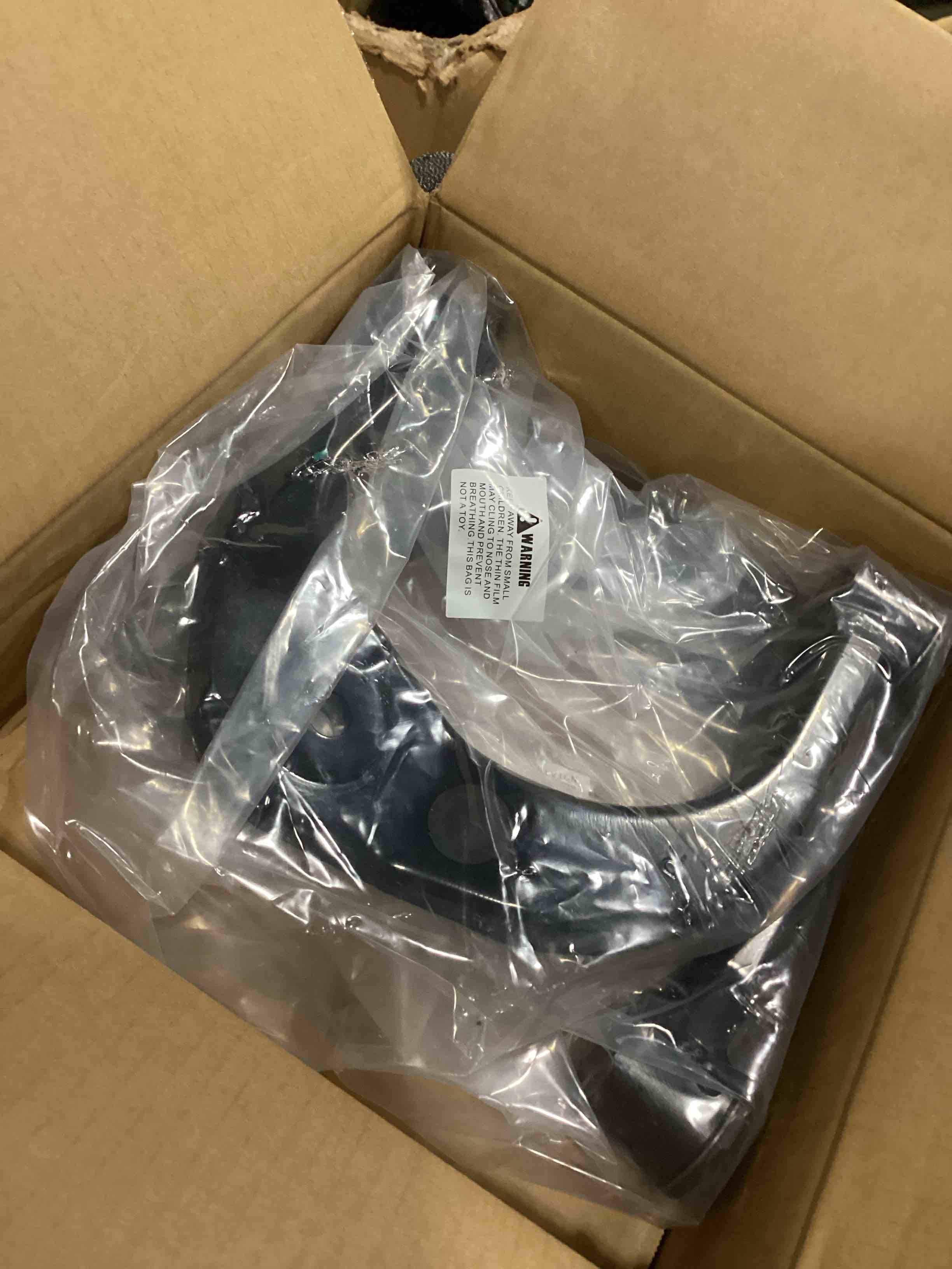 https://s3.amazonaws.com/lotting-images-prod/bidfta/PPE2351640_1751302187532.jpeg
