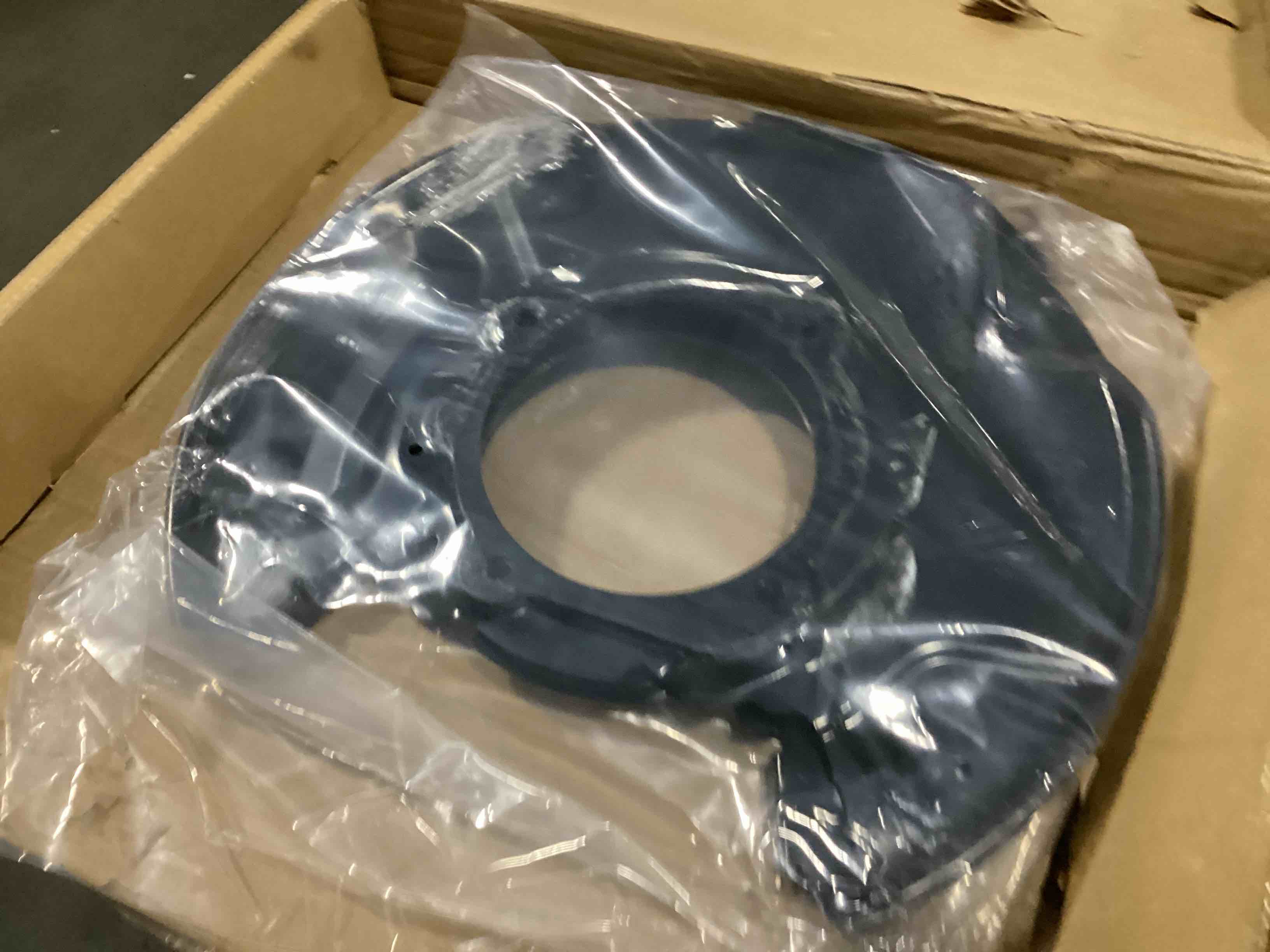 https://s3.amazonaws.com/lotting-images-prod/bidfta/PPE2351650_1751304047875.jpeg