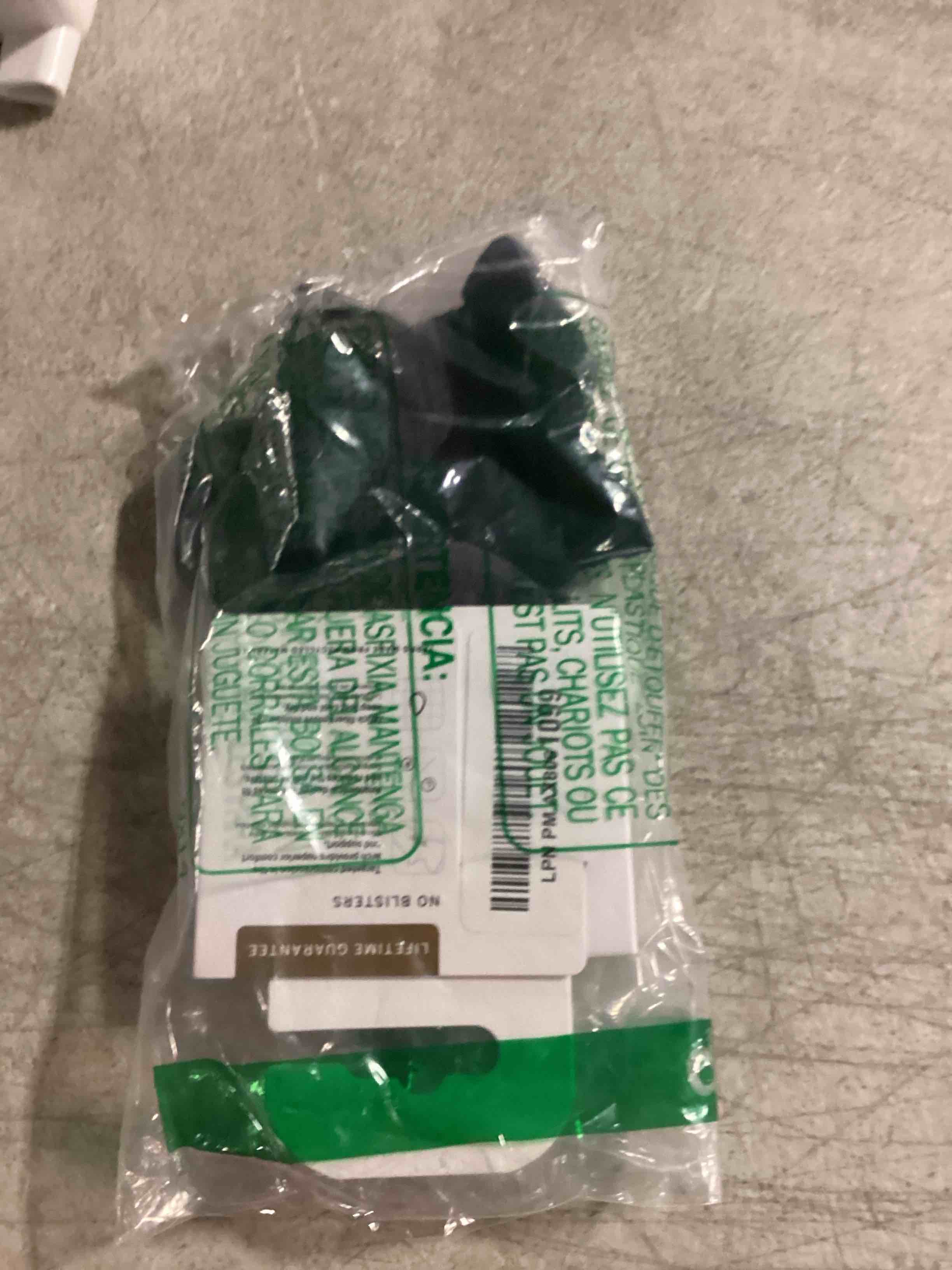 https://s3.amazonaws.com/lotting-images-prod/bidfta/PPE2353622_1745416563970.jpeg