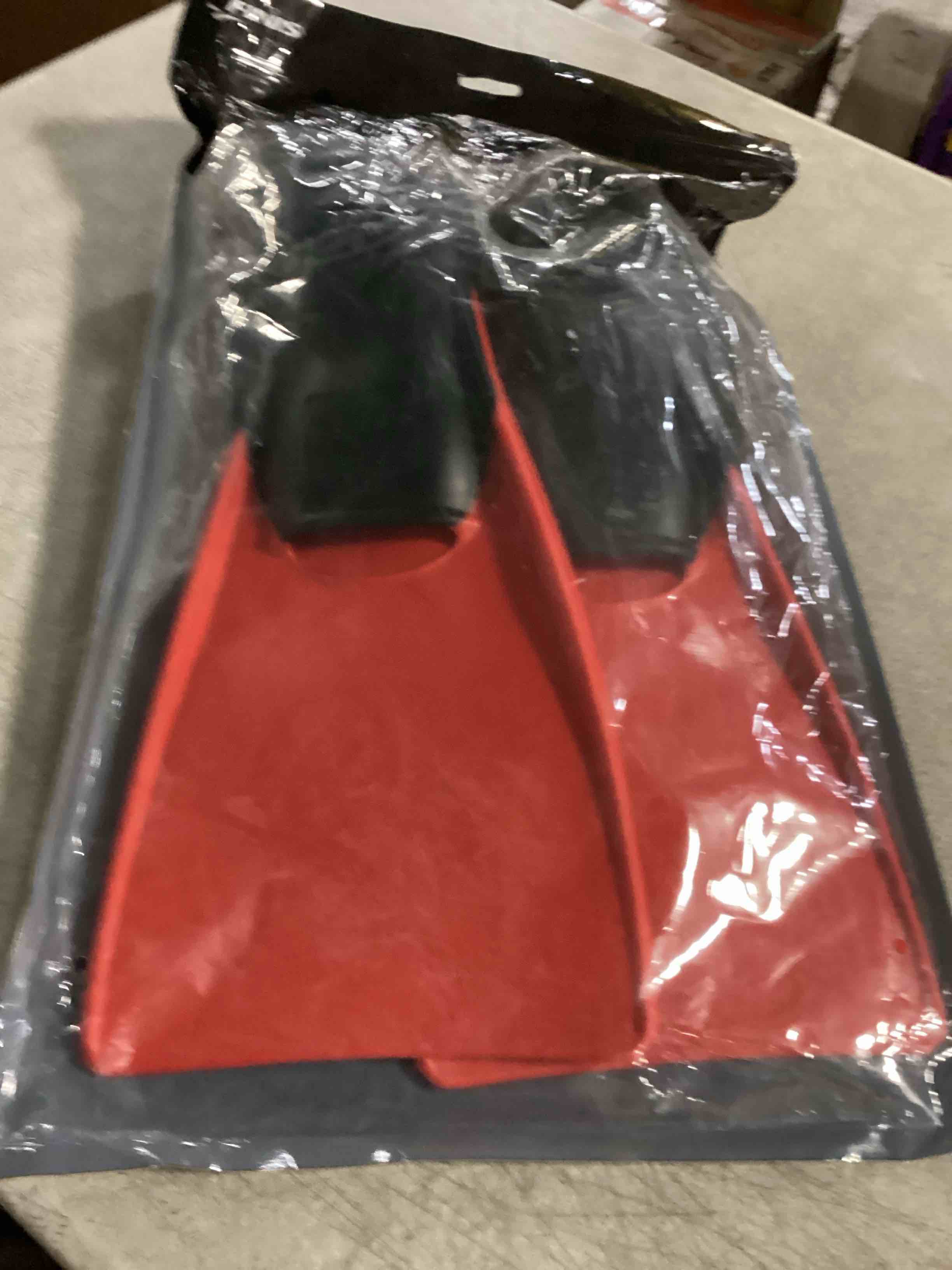 https://s3.amazonaws.com/lotting-images-prod/bidfta/PPE2354044_1745593756129.jpeg