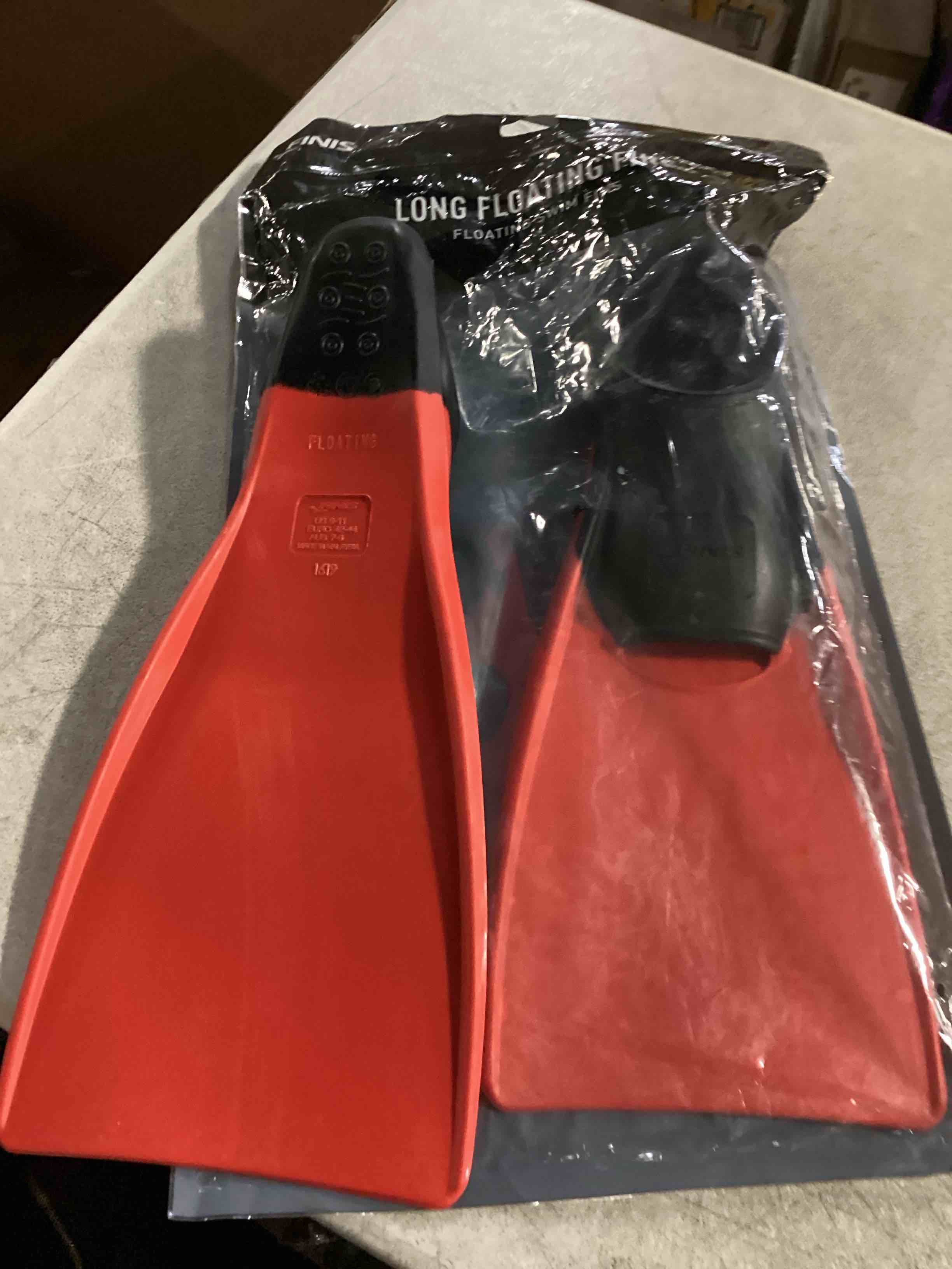 https://s3.amazonaws.com/lotting-images-prod/bidfta/PPE2354044_1745593771303.jpeg