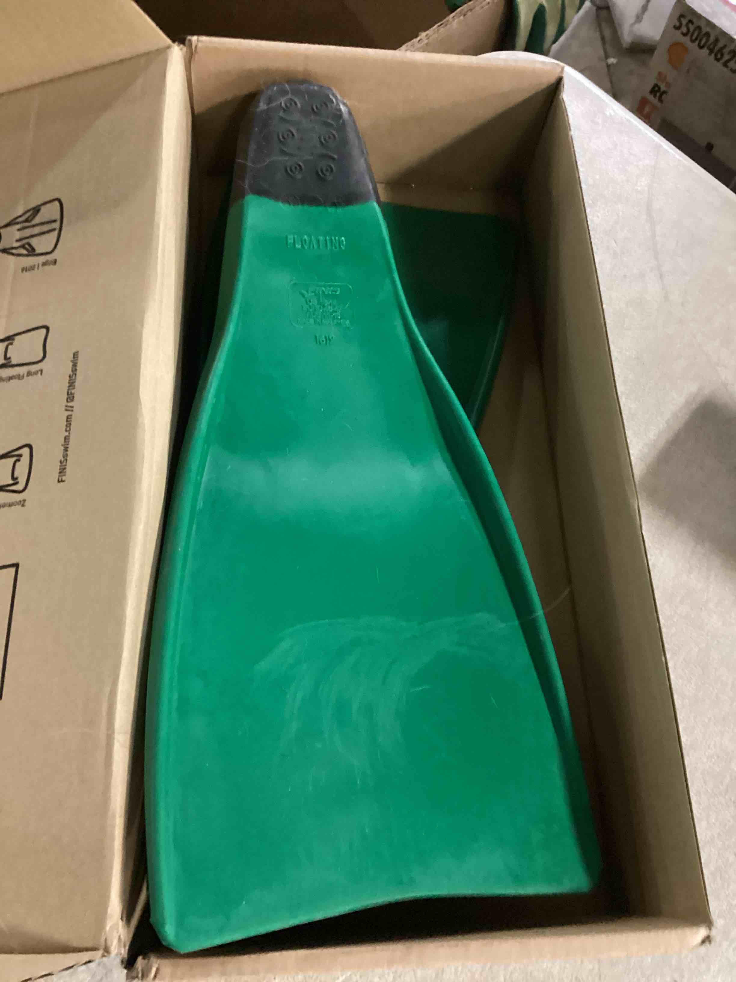 https://s3.amazonaws.com/lotting-images-prod/bidfta/PPE2354161_1745838994148.jpeg