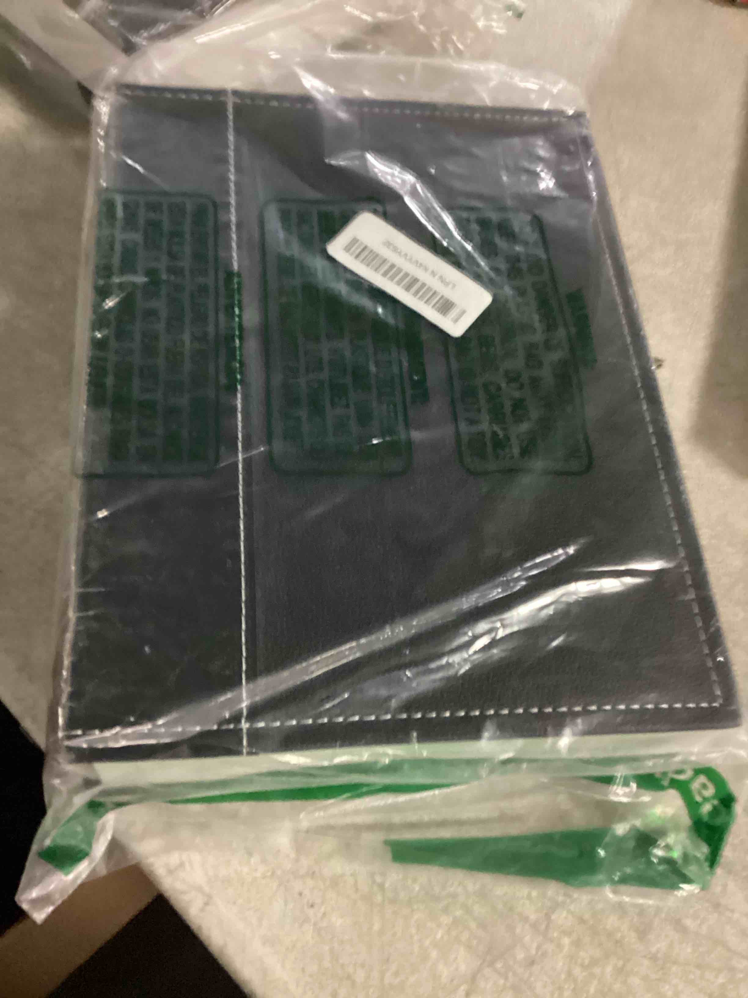 https://s3.amazonaws.com/lotting-images-prod/bidfta/PPE2354264_1745854472065.jpeg