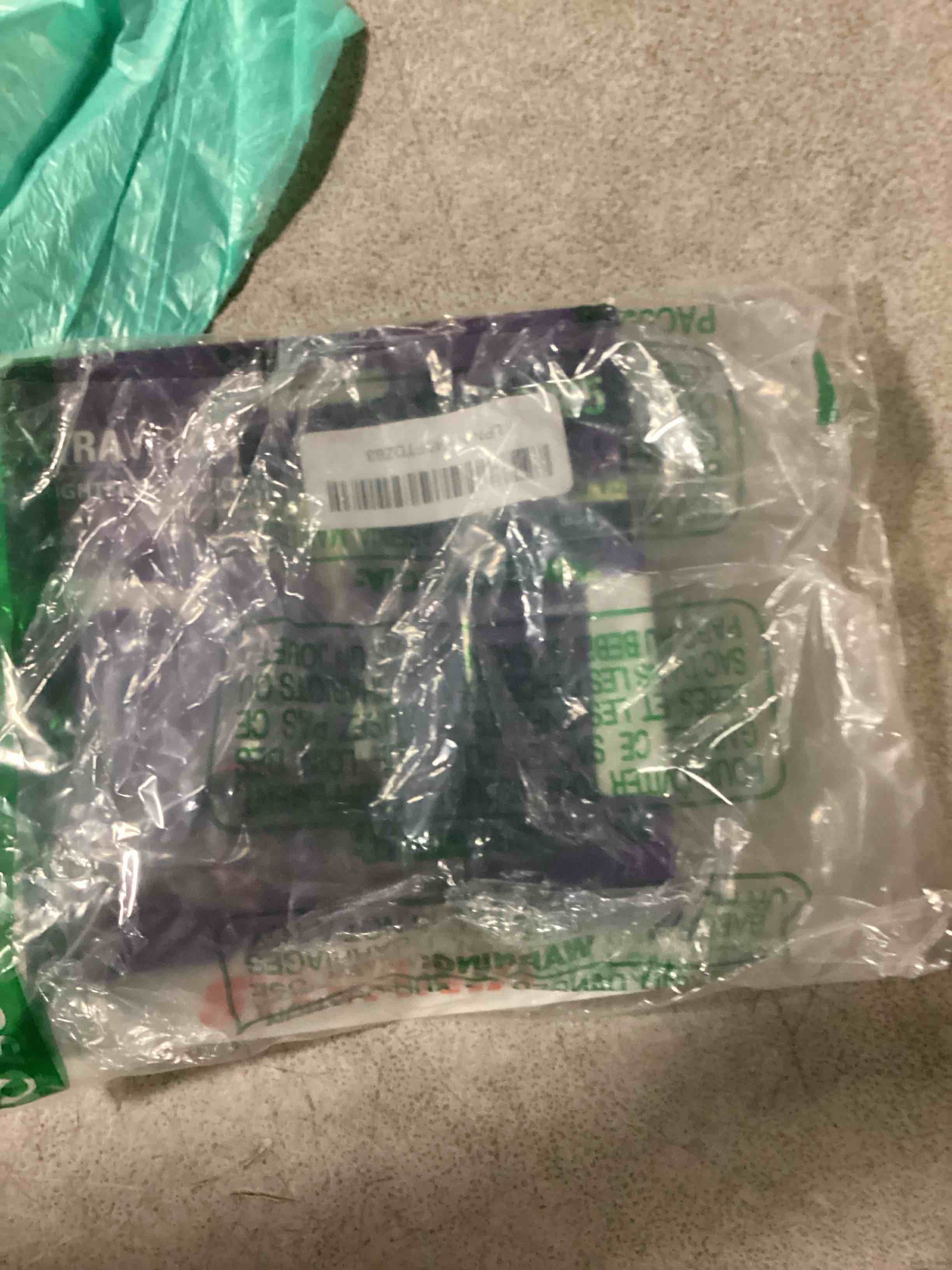 https://s3.amazonaws.com/lotting-images-prod/bidfta/PPE2355080_1746200211006.jpeg