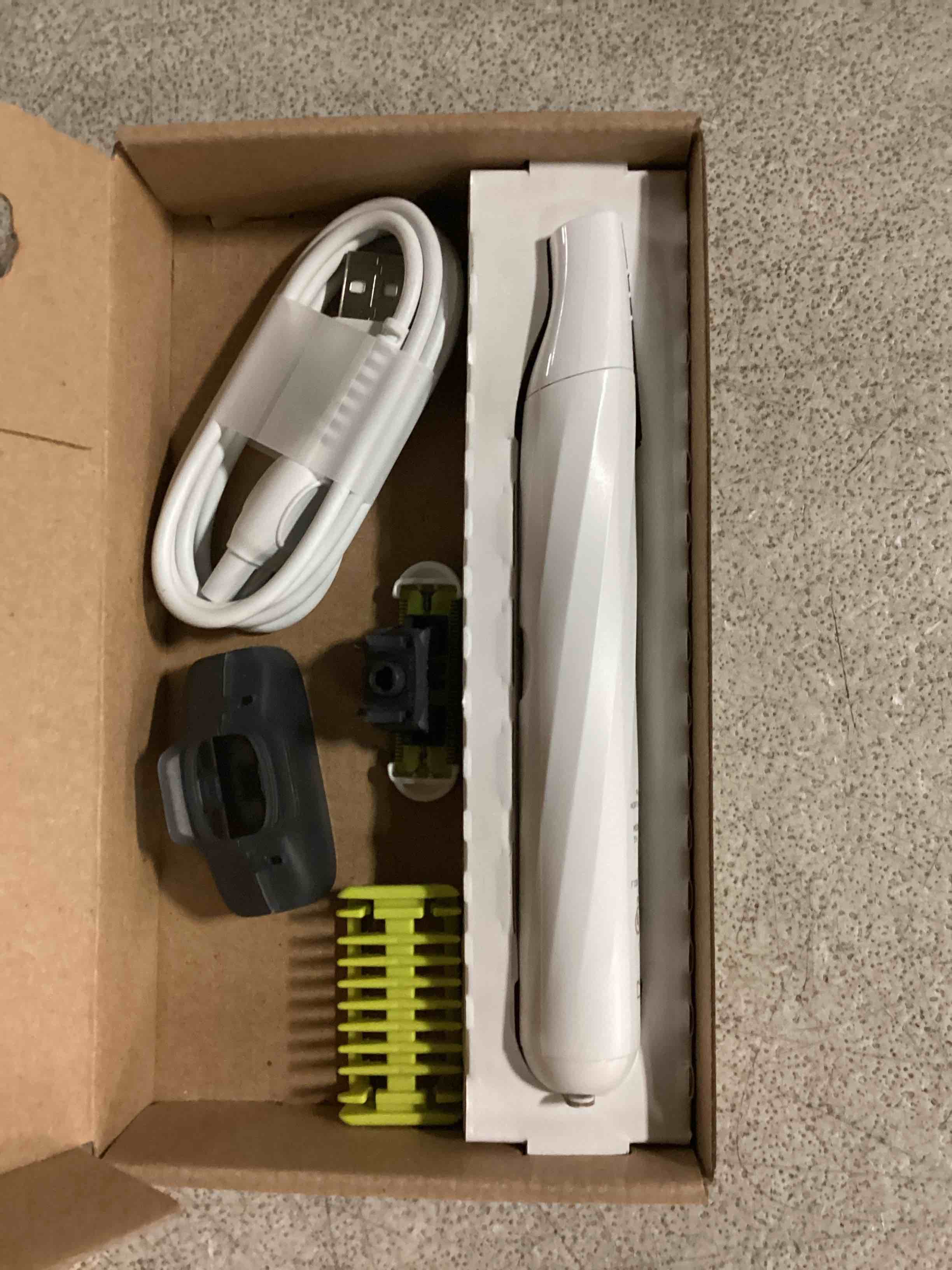 https://s3.amazonaws.com/lotting-images-prod/bidfta/PPE2355144_1746210014072.jpeg