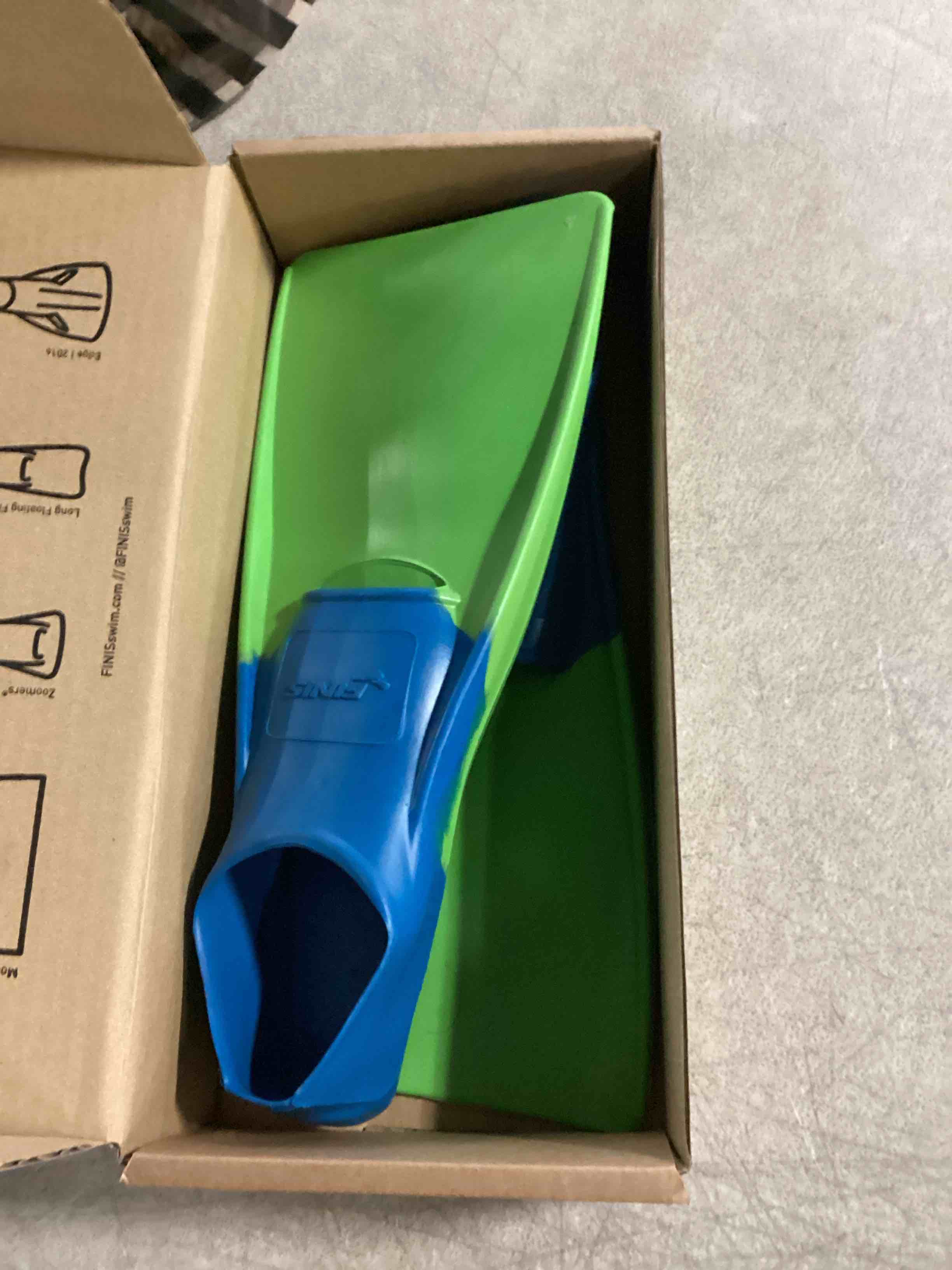 https://s3.amazonaws.com/lotting-images-prod/bidfta/PPE2355379_1746465702625.jpeg