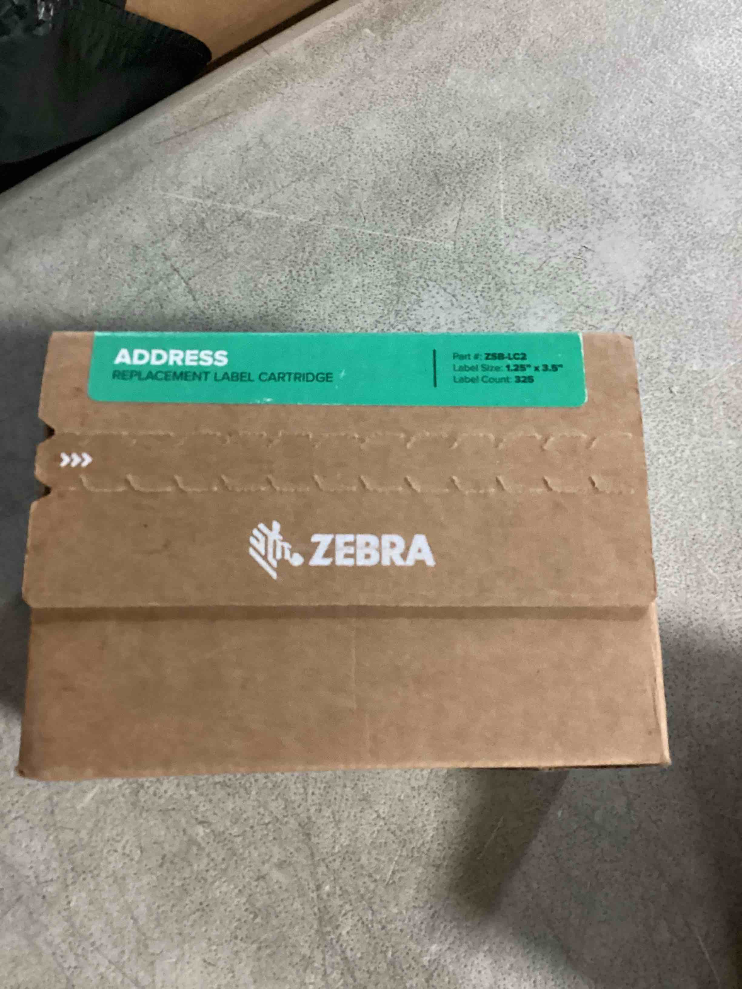 https://s3.amazonaws.com/lotting-images-prod/bidfta/PPE2355526_1746534111379.jpeg