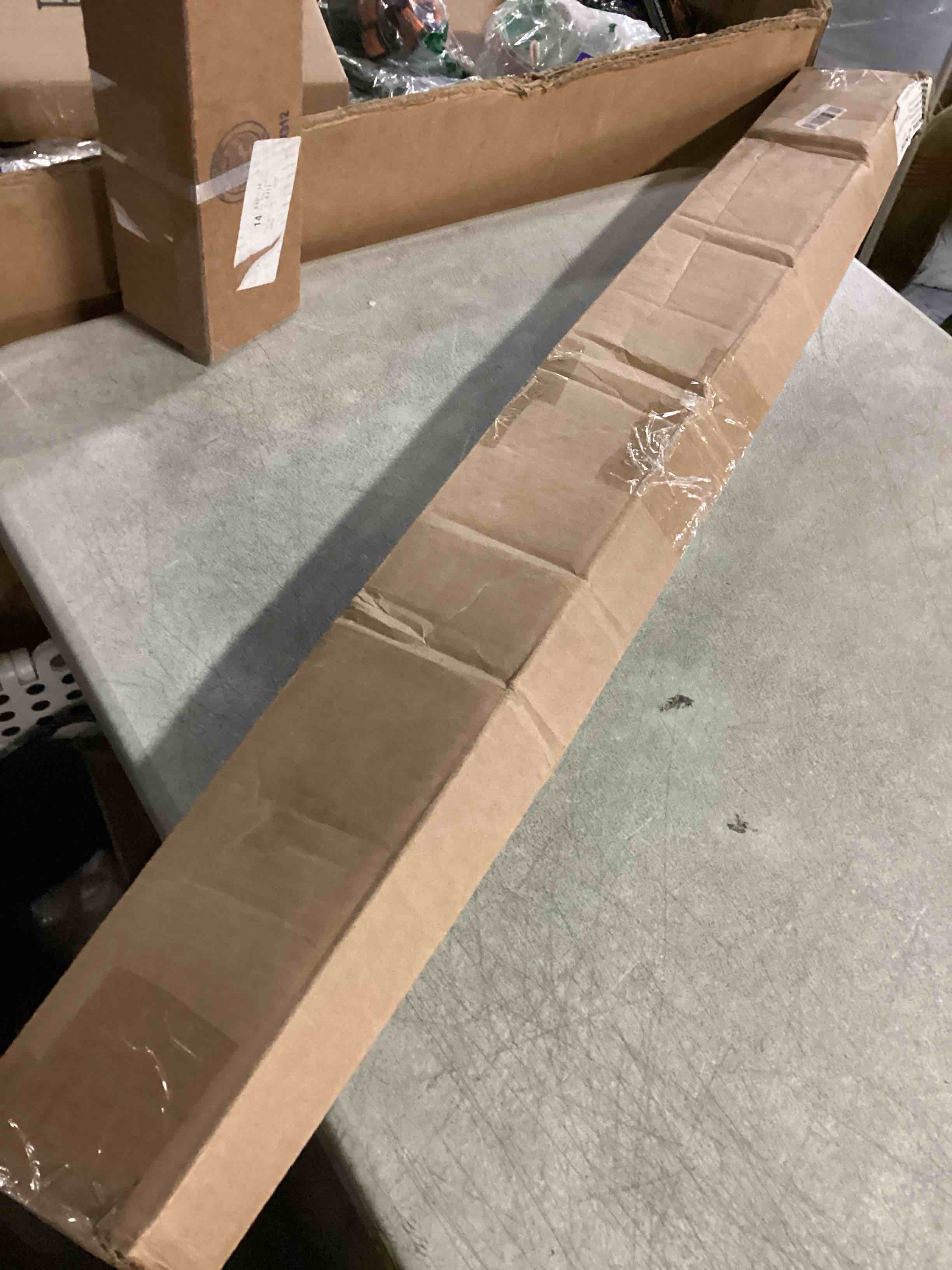 https://s3.amazonaws.com/lotting-images-prod/bidfta/PPE2355629_1746556624332.jpeg