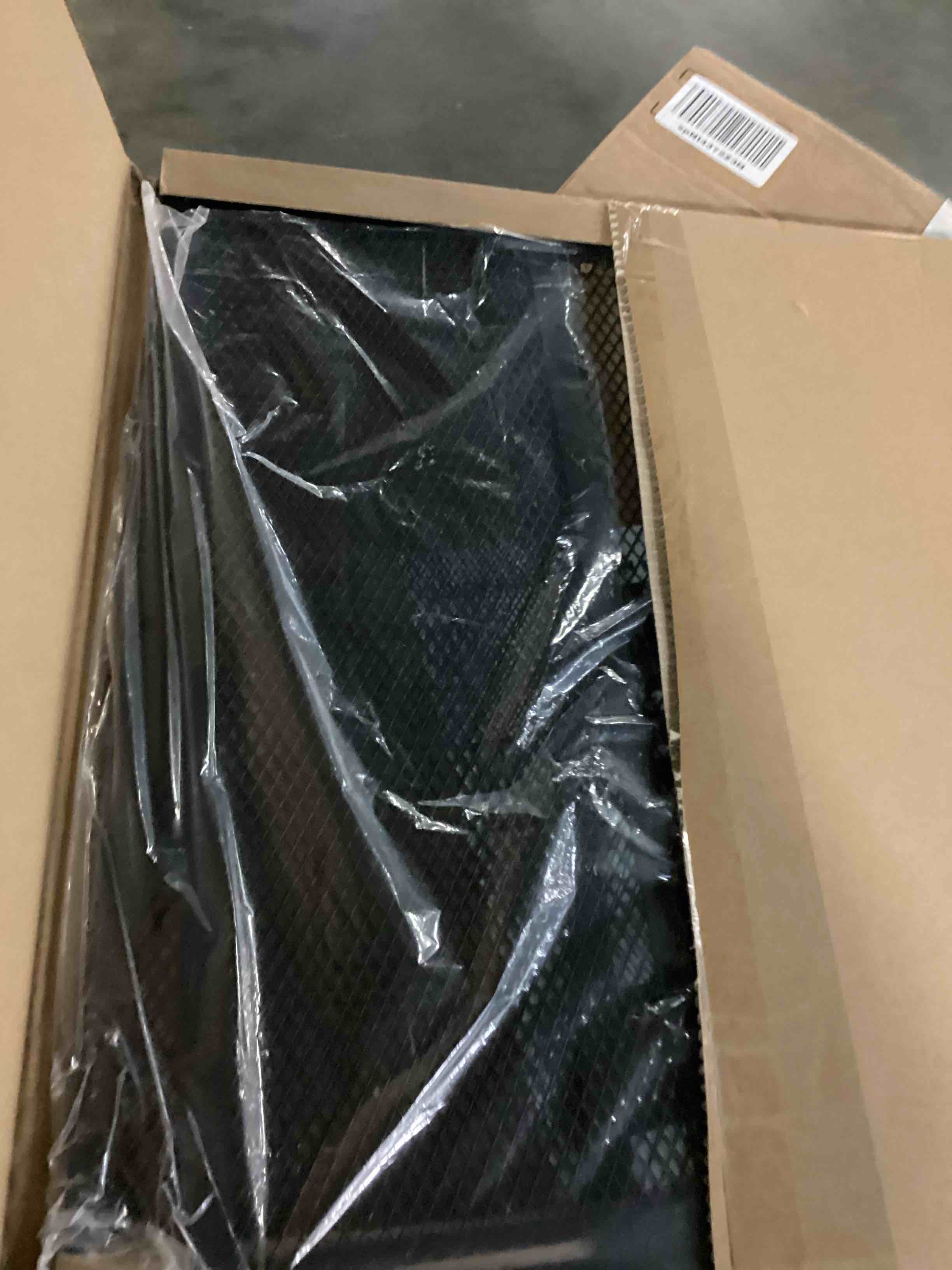 https://s3.amazonaws.com/lotting-images-prod/bidfta/PPE2355649_1746616581972.jpeg