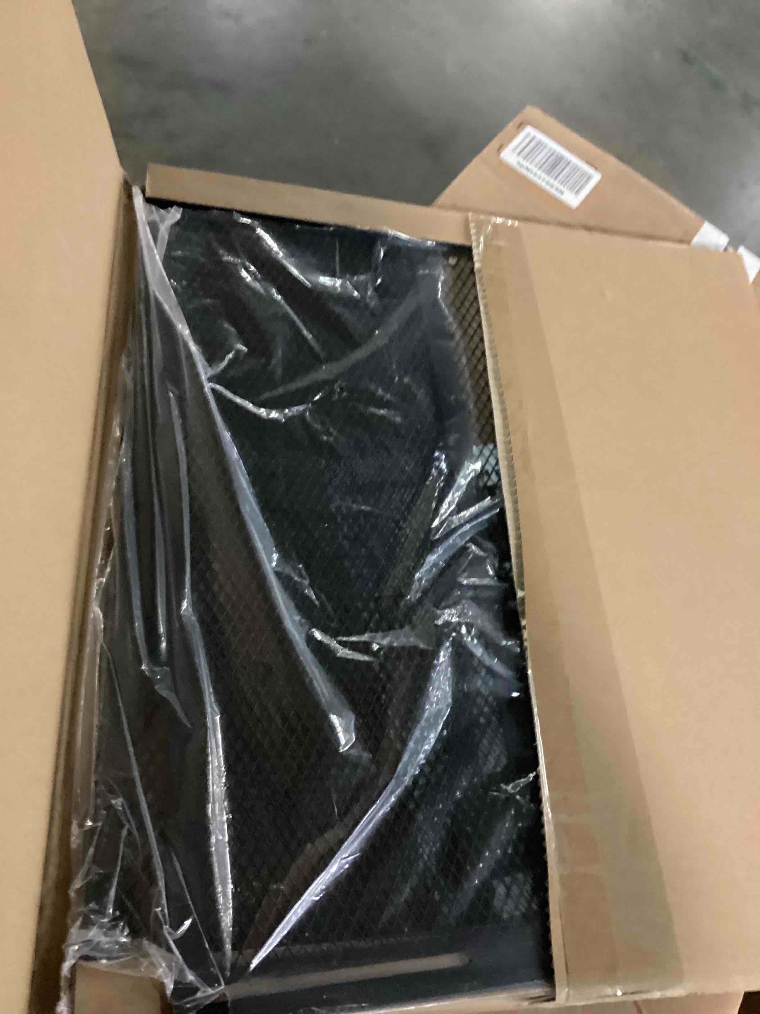 https://s3.amazonaws.com/lotting-images-prod/bidfta/PPE2355649_1746616582629.jpeg