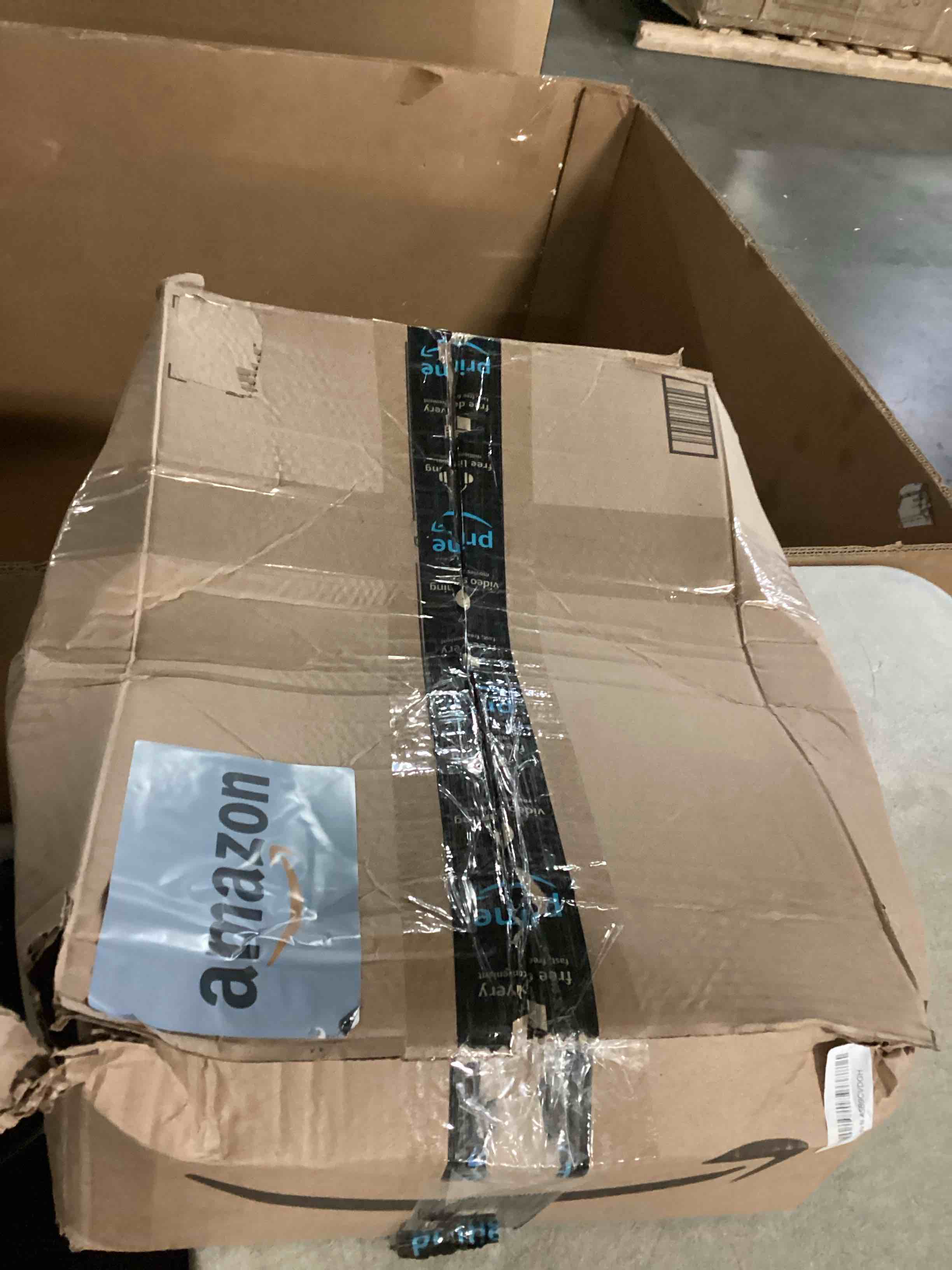 https://s3.amazonaws.com/lotting-images-prod/bidfta/PPE2355793_1746704192316.jpeg