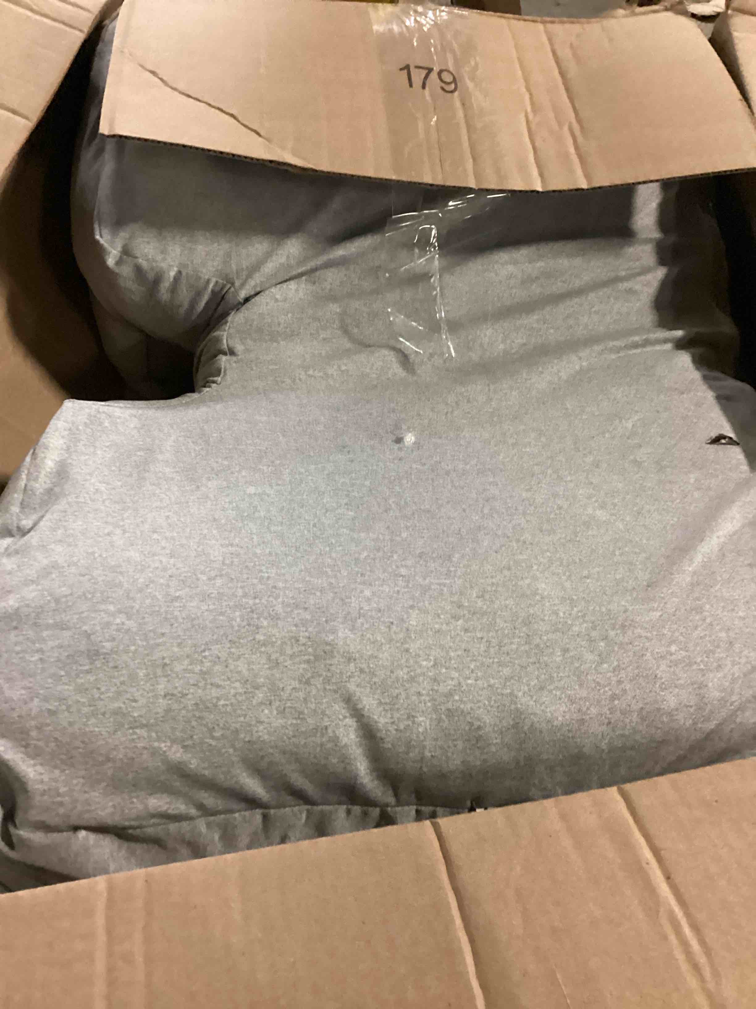 https://s3.amazonaws.com/lotting-images-prod/bidfta/PPE2355793_1746704208650.jpeg