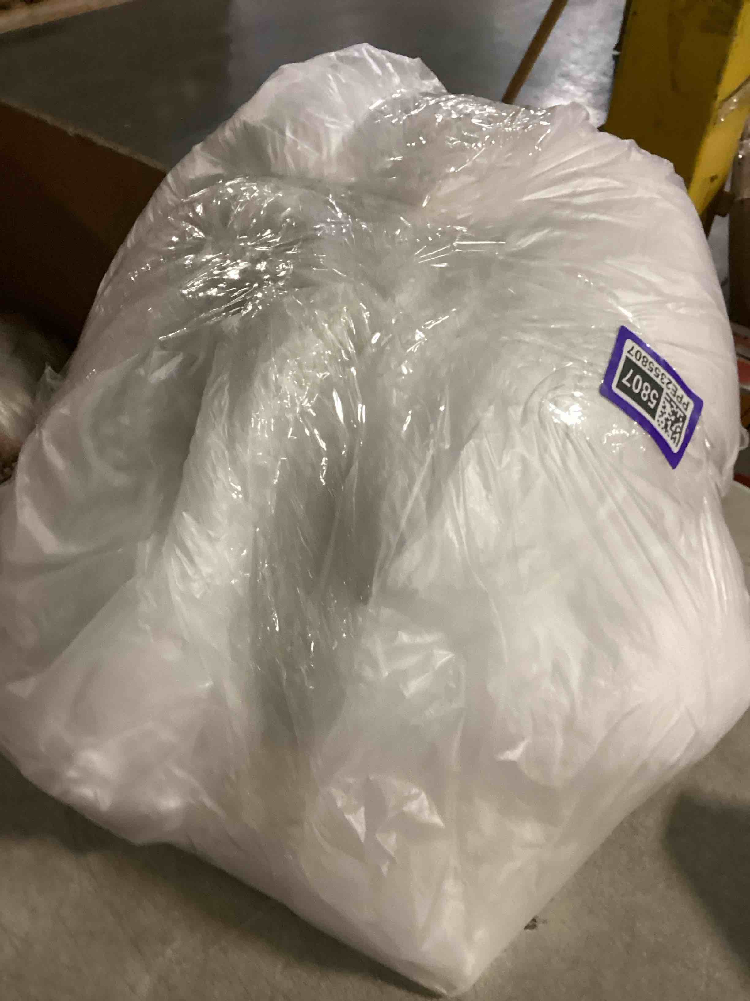 https://s3.amazonaws.com/lotting-images-prod/bidfta/PPE2355807_1746705592195.jpeg