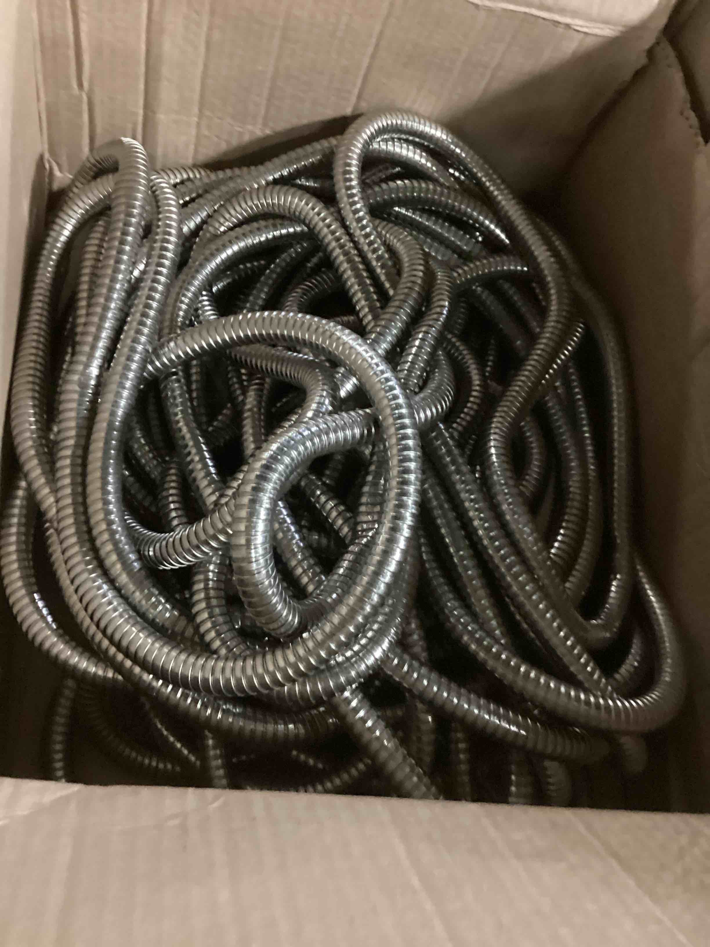 https://s3.amazonaws.com/lotting-images-prod/bidfta/PPE2356262_1749297916937.jpeg