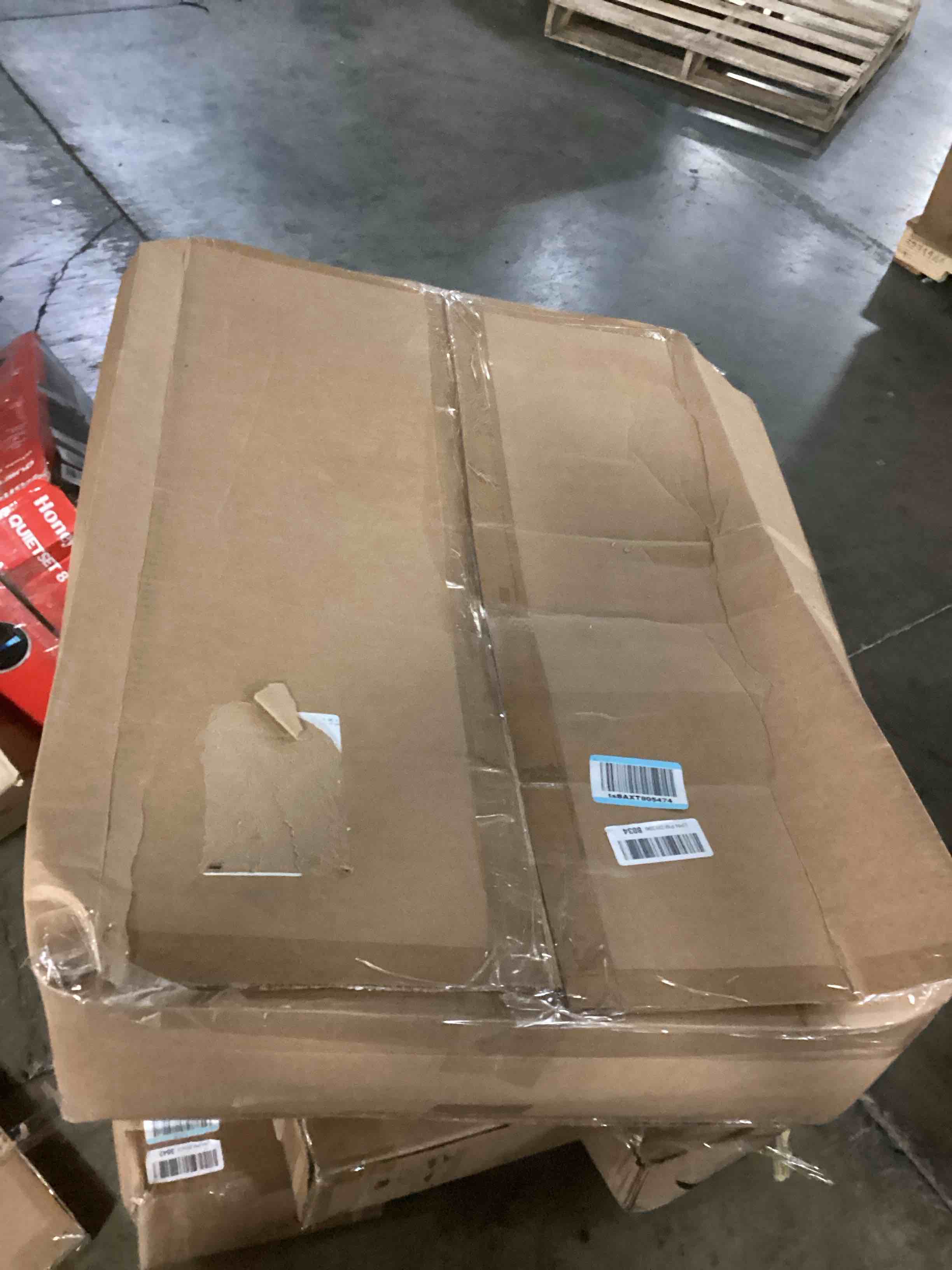 https://s3.amazonaws.com/lotting-images-prod/bidfta/PPE2356441_1749470324342.jpeg