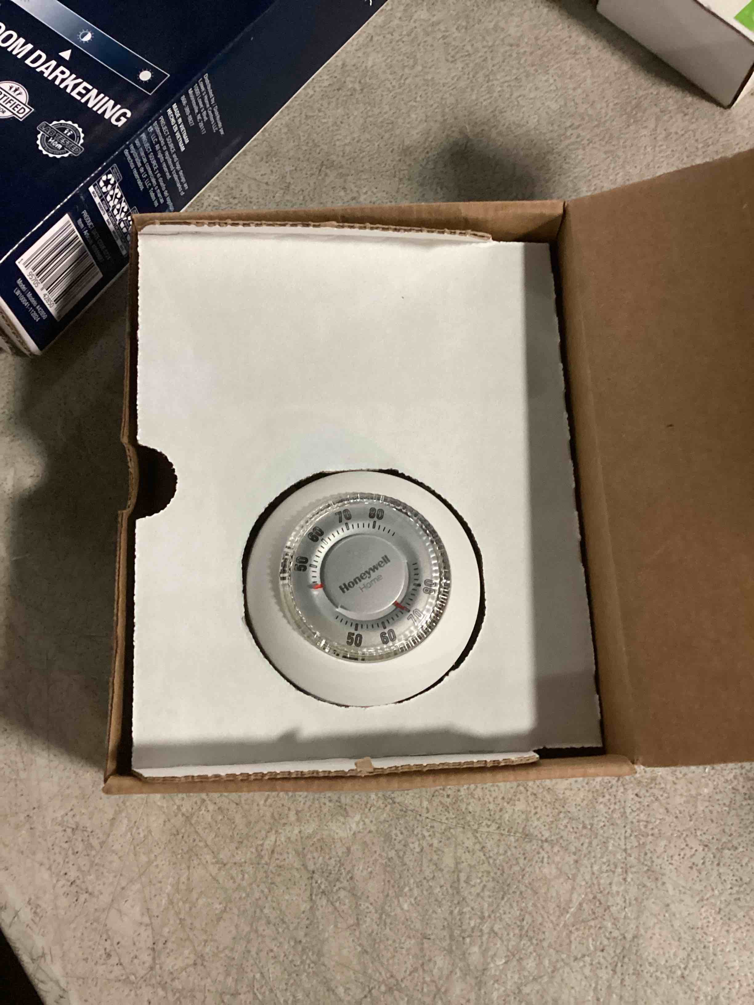 https://s3.amazonaws.com/lotting-images-prod/bidfta/PPE2356668_1749561745663.jpeg