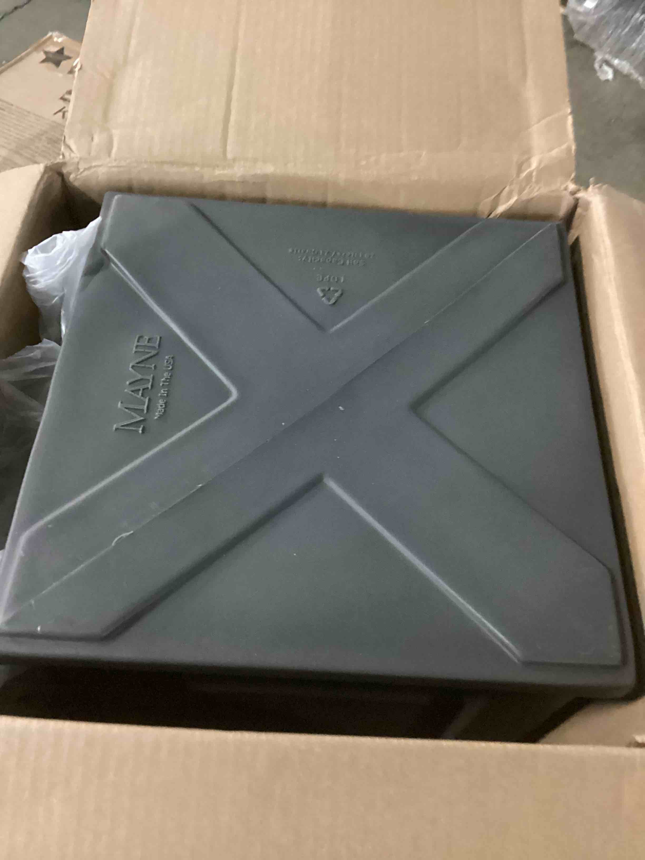 https://s3.amazonaws.com/lotting-images-prod/bidfta/PPE2357034_1749815667966.jpeg
