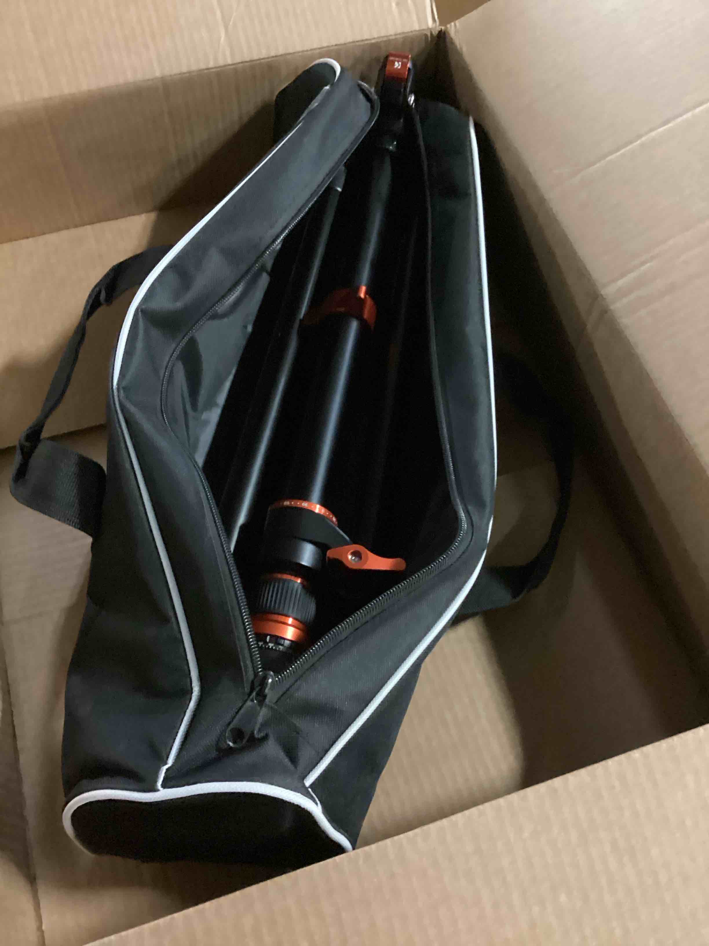 https://s3.amazonaws.com/lotting-images-prod/bidfta/PPE2357537_1750162498336.jpeg