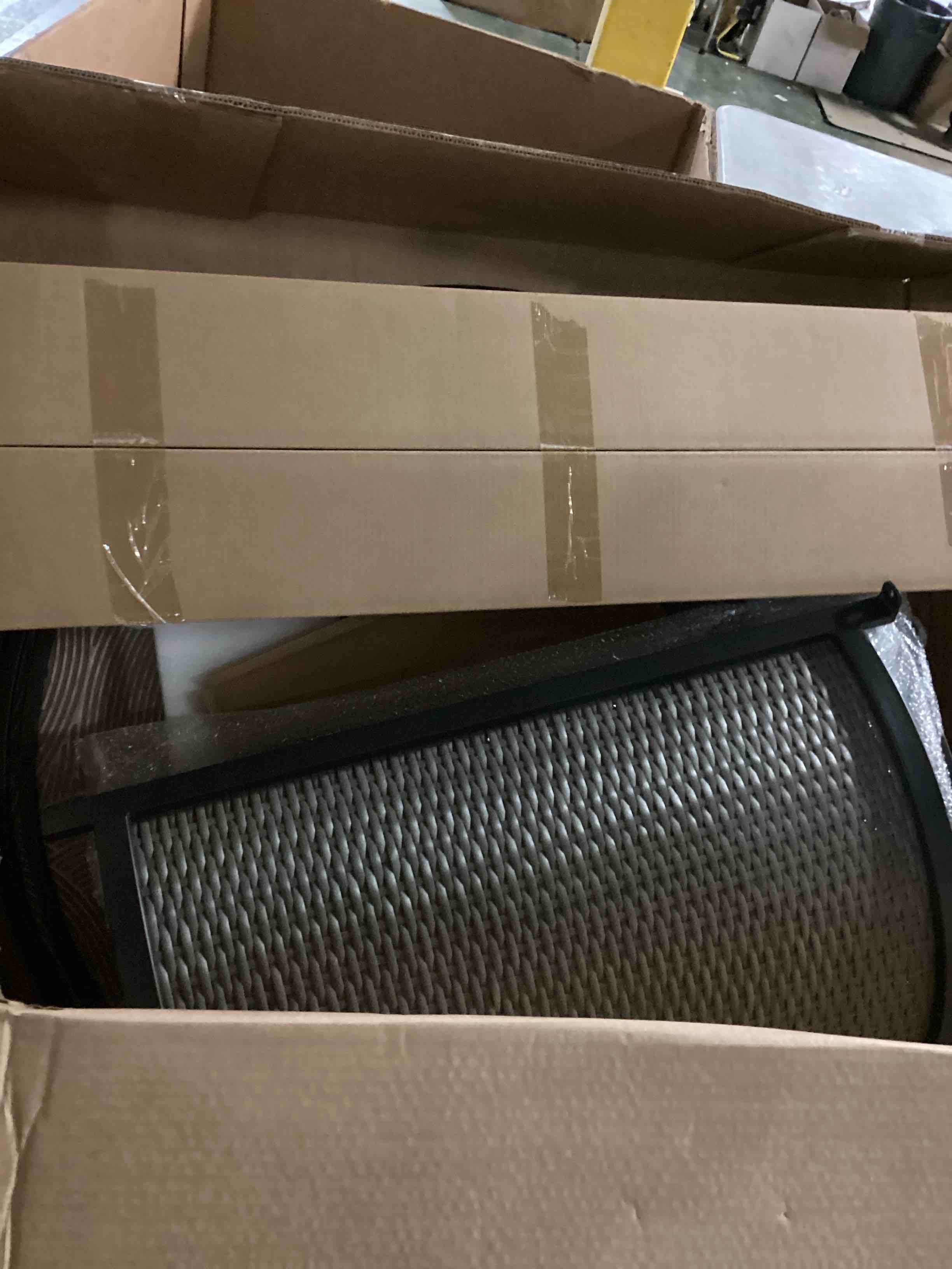 https://s3.amazonaws.com/lotting-images-prod/bidfta/PPE2357696_1750186455279.jpeg