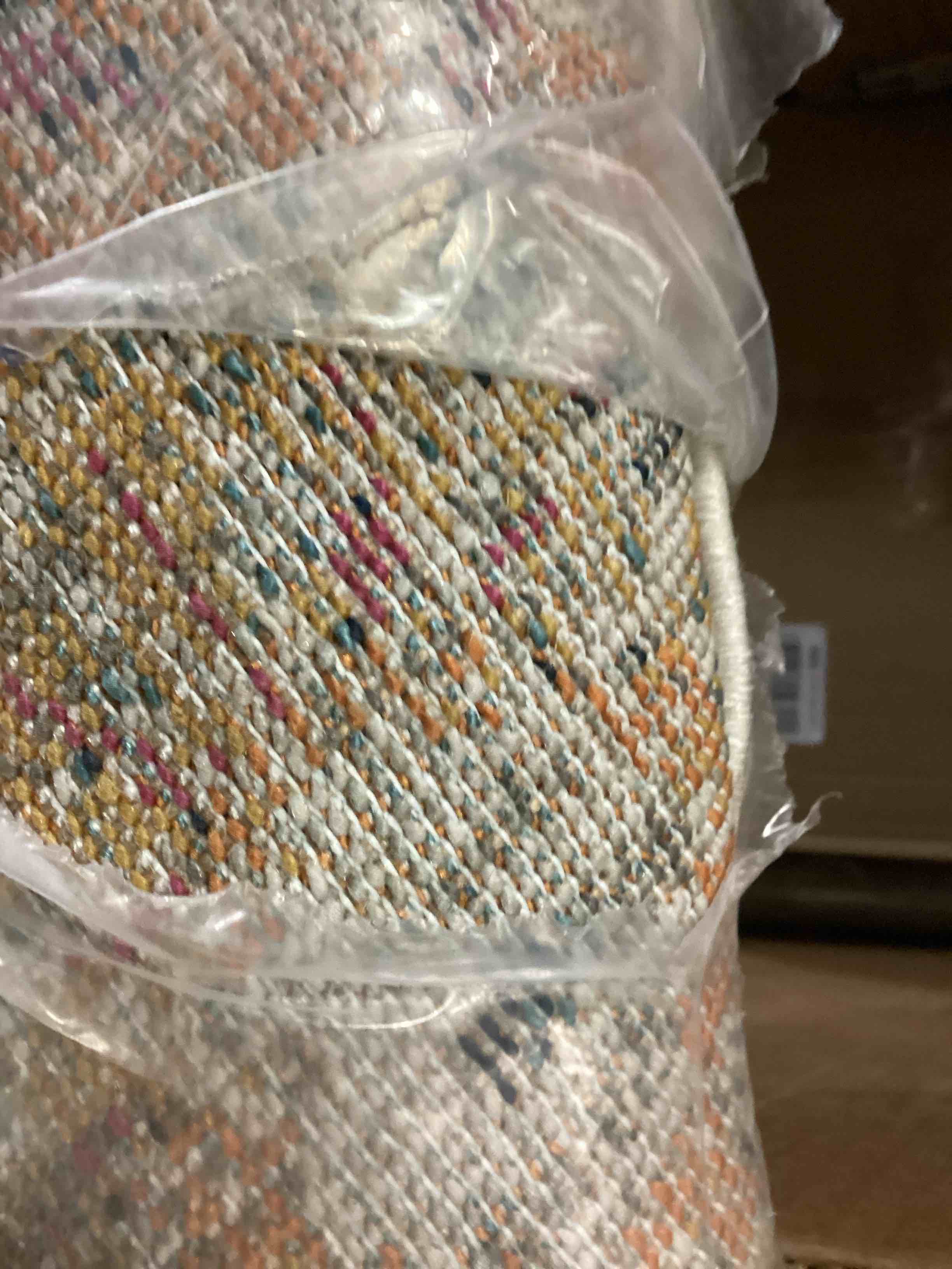 https://s3.amazonaws.com/lotting-images-prod/bidfta/PPE2357772_1750254033439.jpeg