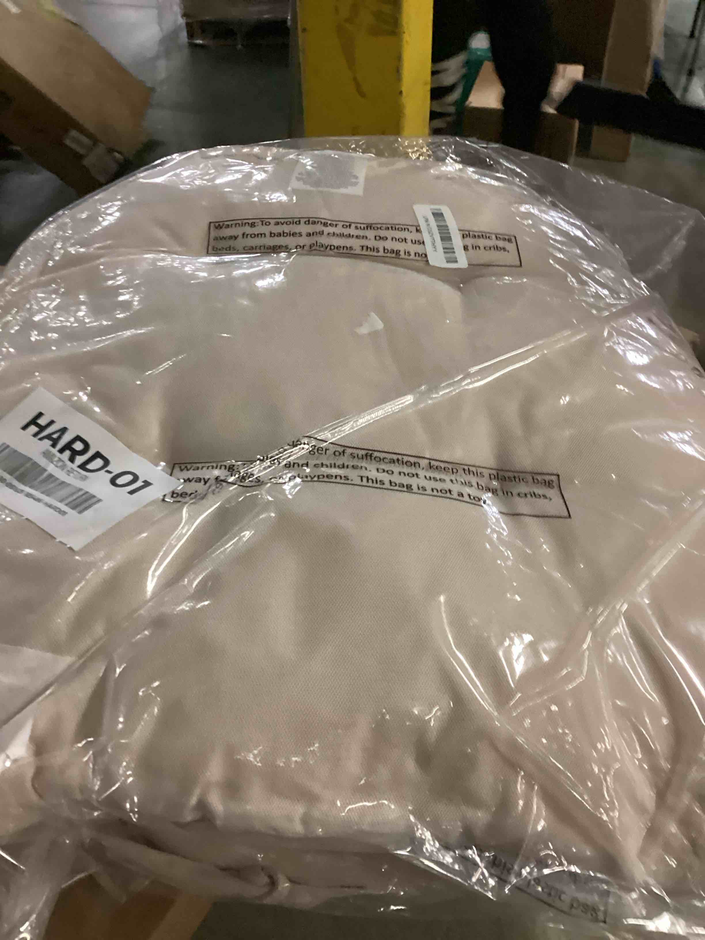https://s3.amazonaws.com/lotting-images-prod/bidfta/PPE2357930_1750360359384.jpeg