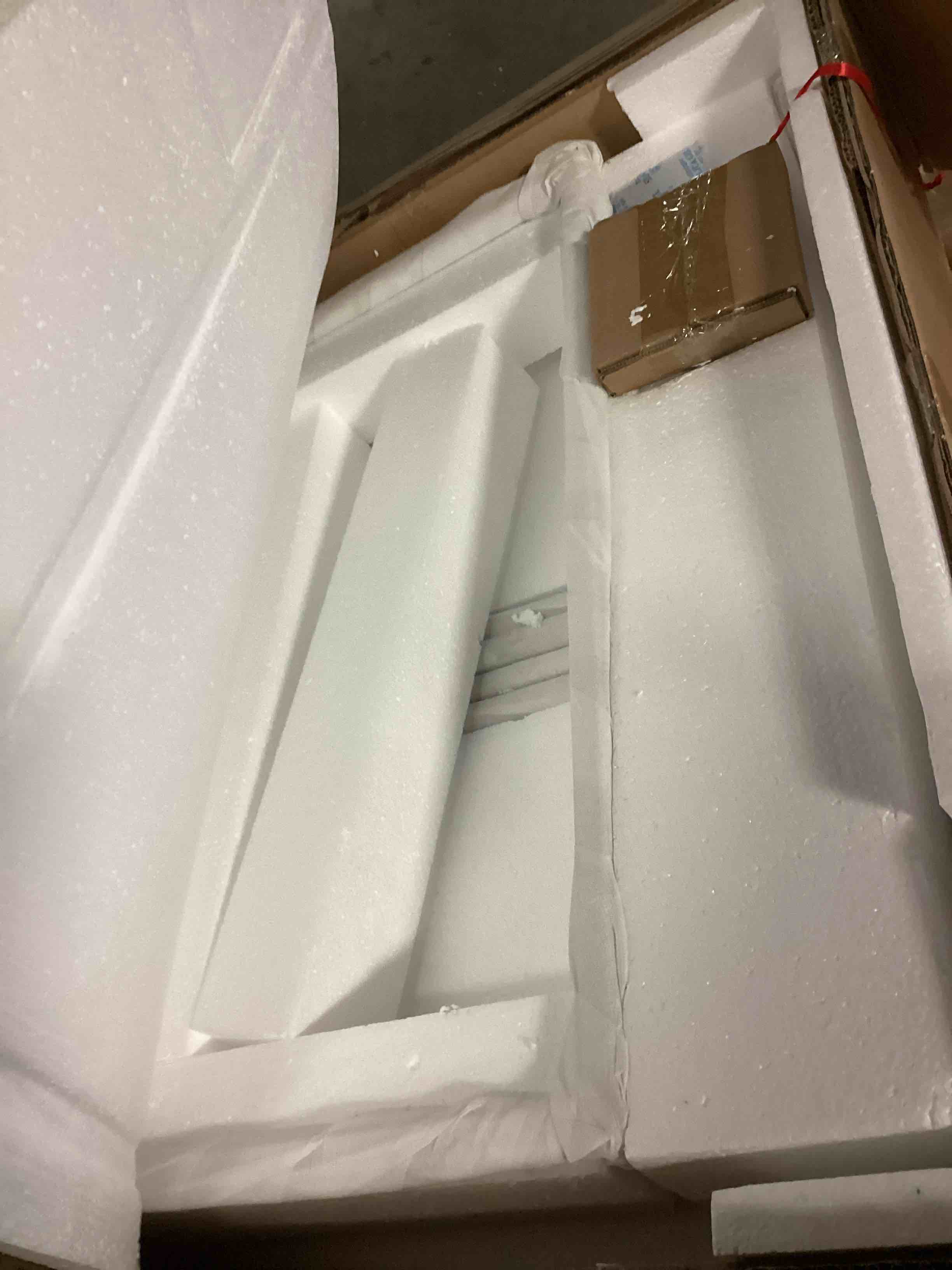 https://s3.amazonaws.com/lotting-images-prod/bidfta/PPE2358001_1750431483547.jpeg