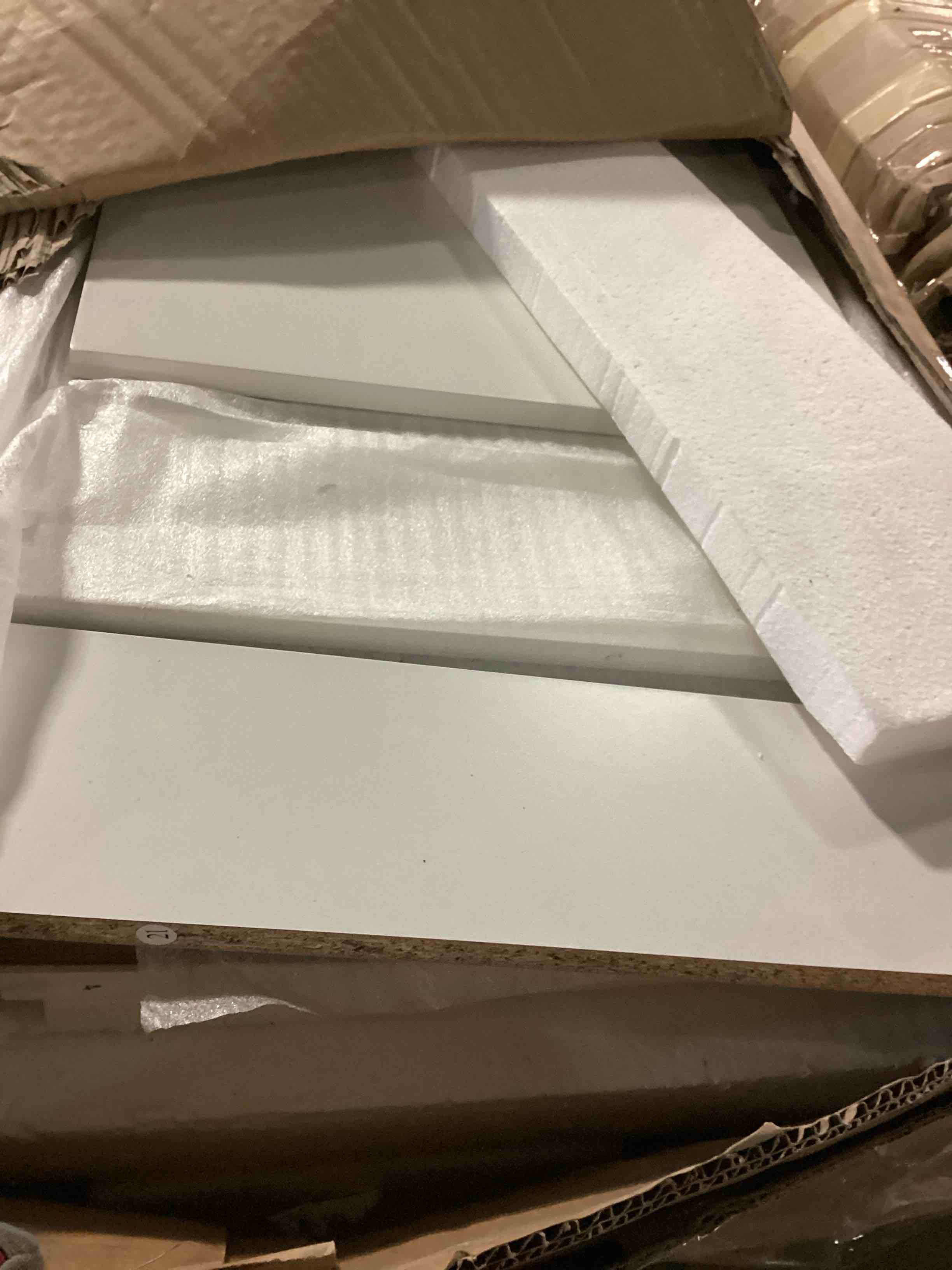 https://s3.amazonaws.com/lotting-images-prod/bidfta/PPE2358011_1750434060465.jpeg