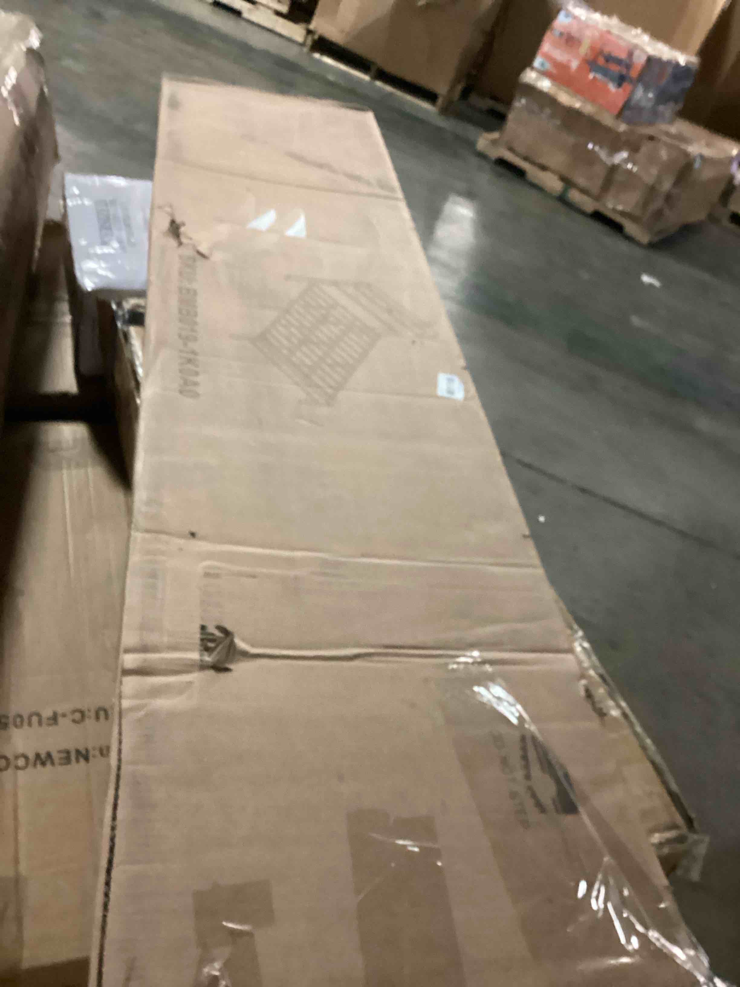 https://s3.amazonaws.com/lotting-images-prod/bidfta/PPE2358028_1750441777342.jpeg