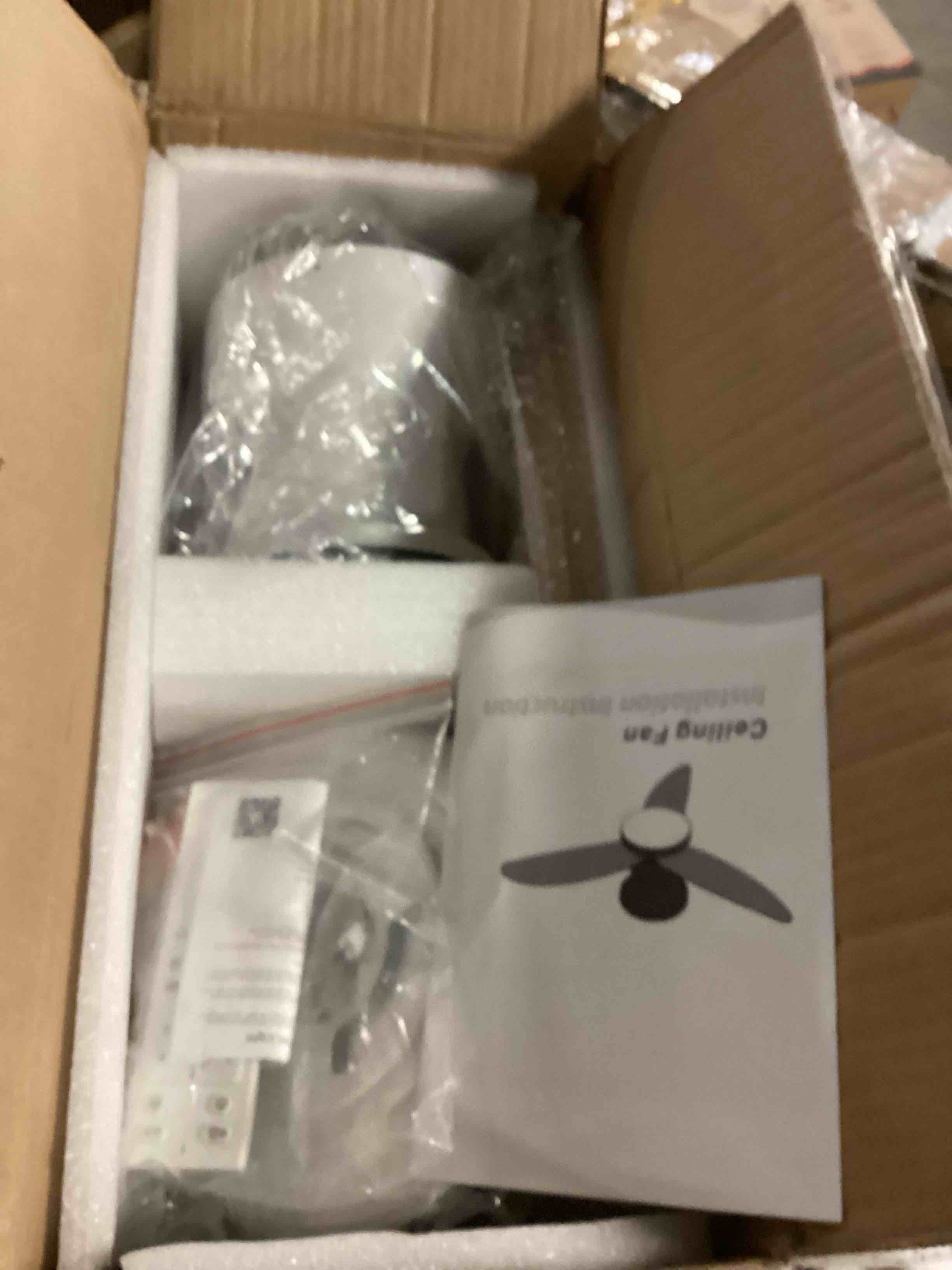 https://s3.amazonaws.com/lotting-images-prod/bidfta/PPE2358198_1750704793615.jpeg