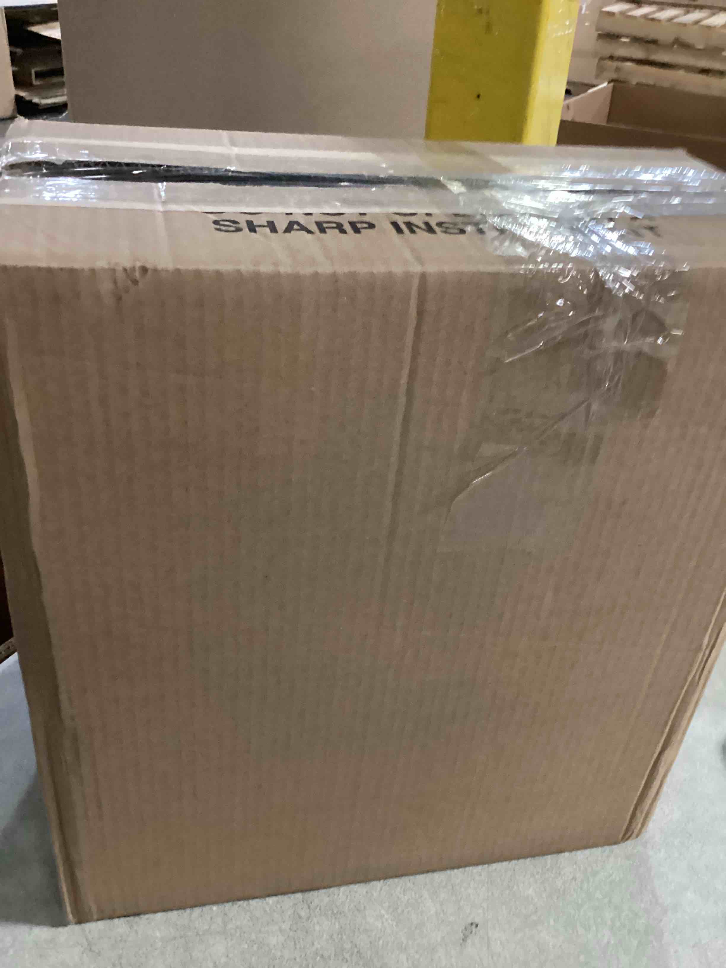 https://s3.amazonaws.com/lotting-images-prod/bidfta/PPE2358714_1750940890899.jpeg