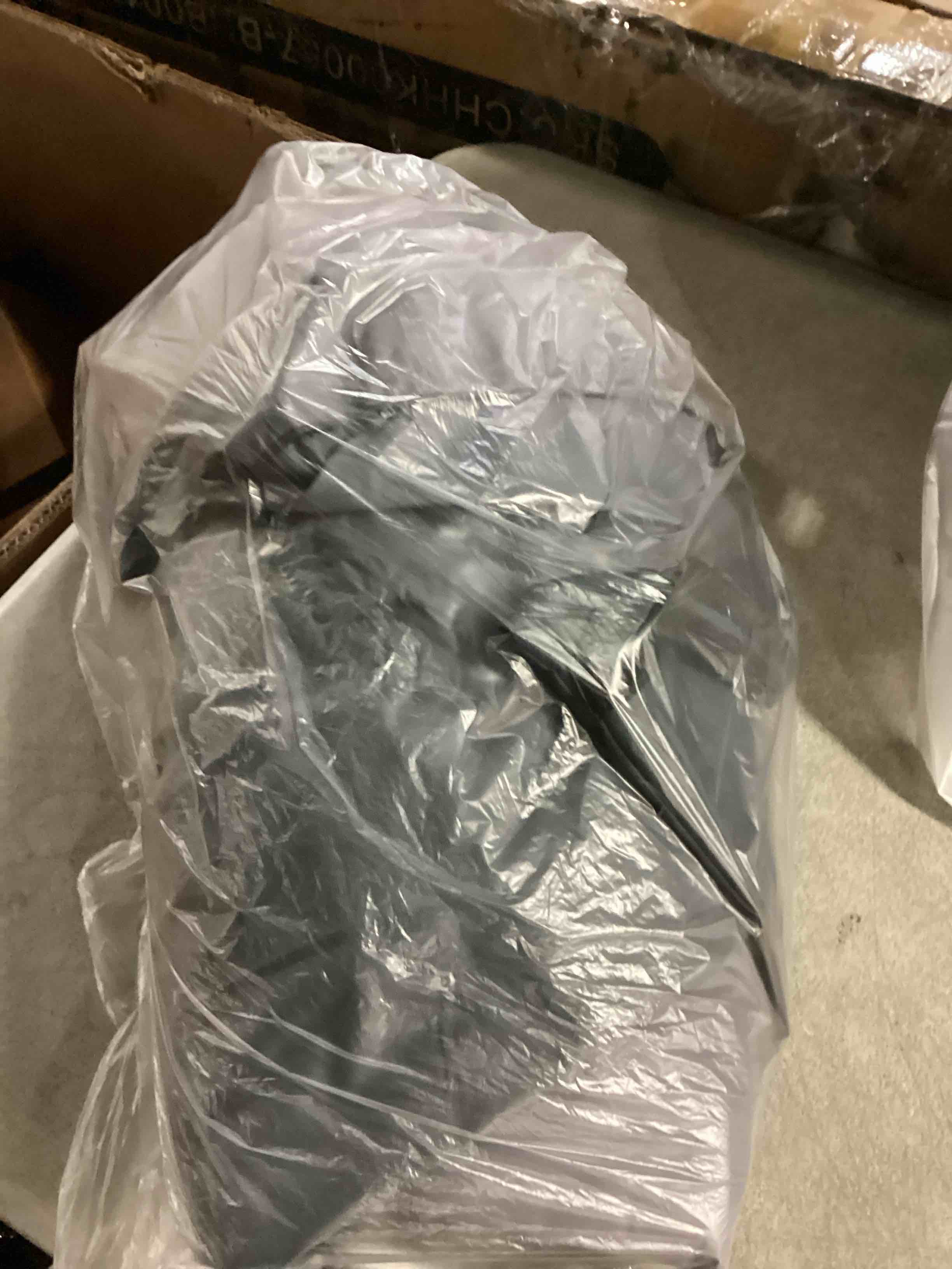 https://s3.amazonaws.com/lotting-images-prod/bidfta/PPE2358735_1750942863980.jpeg