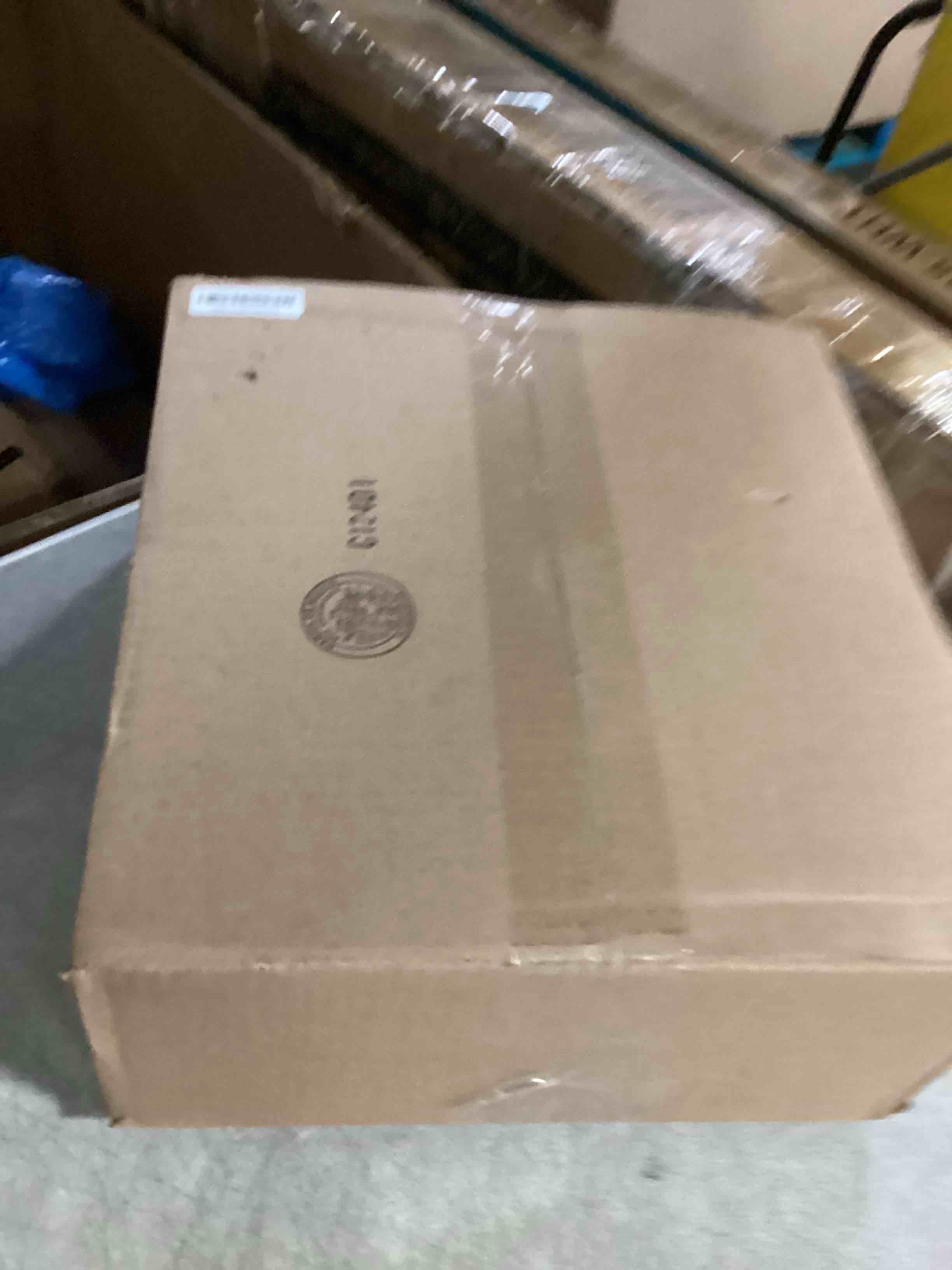 https://s3.amazonaws.com/lotting-images-prod/bidfta/PPE2358743_1750943721727.jpeg