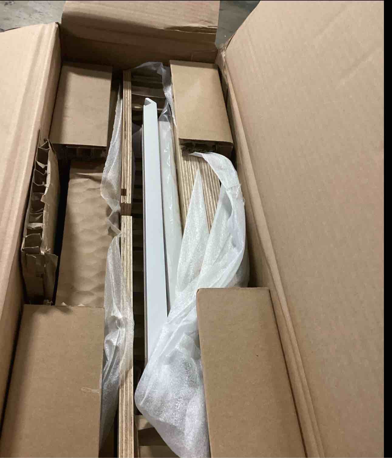 https://s3.amazonaws.com/lotting-images-prod/bidfta/PPE2358774_1750945036138.jpeg