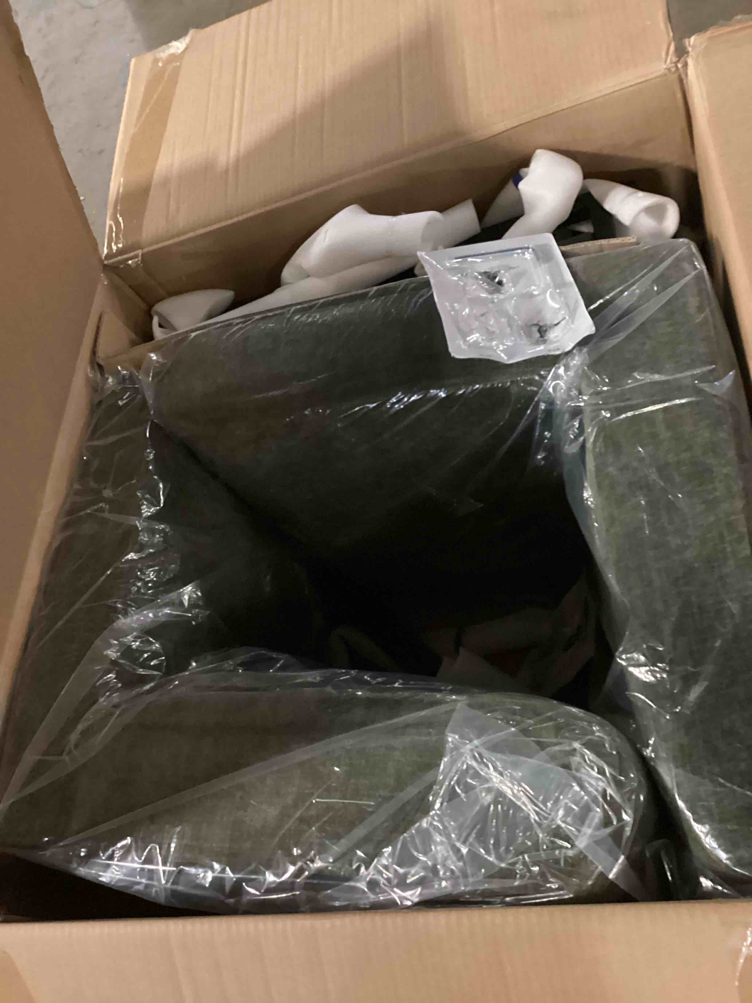 https://s3.amazonaws.com/lotting-images-prod/bidfta/PPE2358876_1751027071976.jpeg
