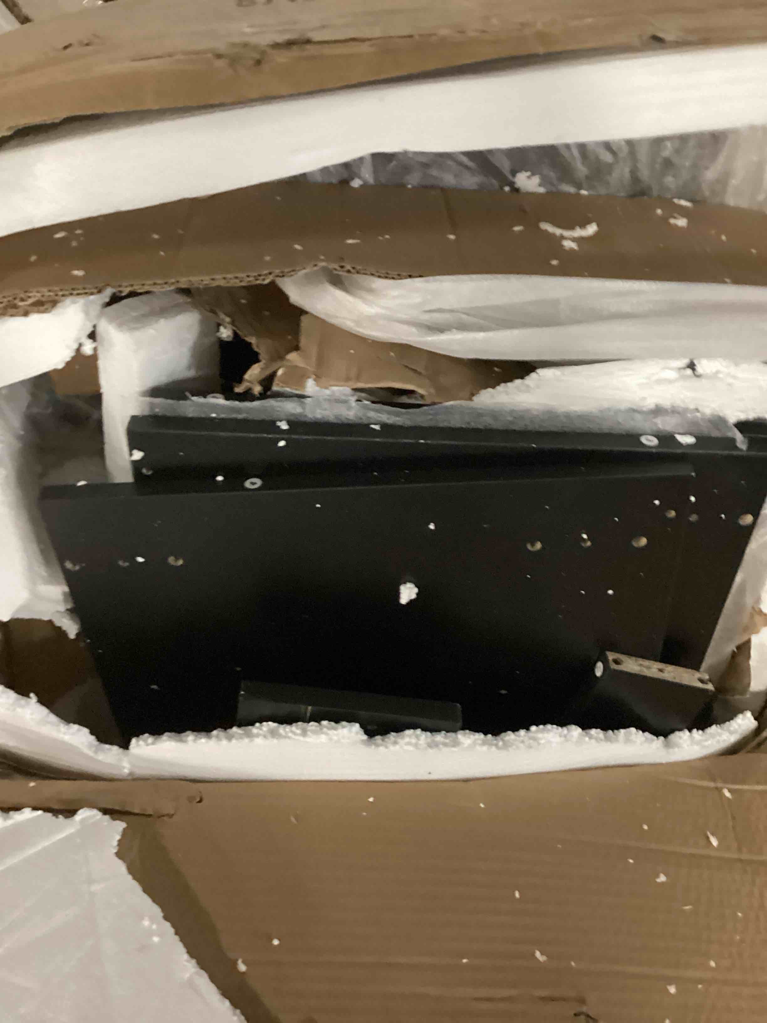 https://s3.amazonaws.com/lotting-images-prod/bidfta/PPE2358895_1751031532050.jpeg