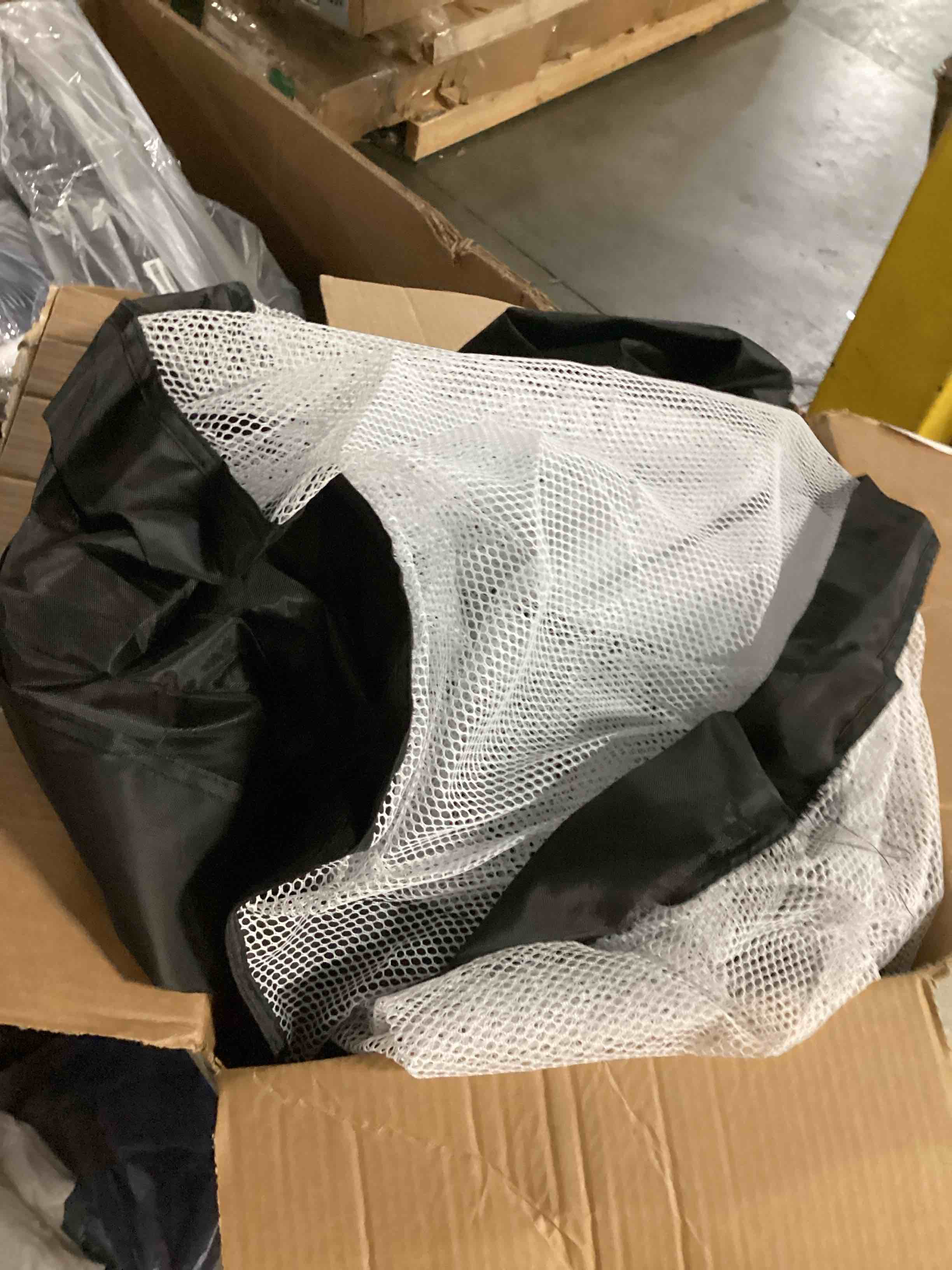 https://s3.amazonaws.com/lotting-images-prod/bidfta/PPE2358963_1751283765563.jpeg