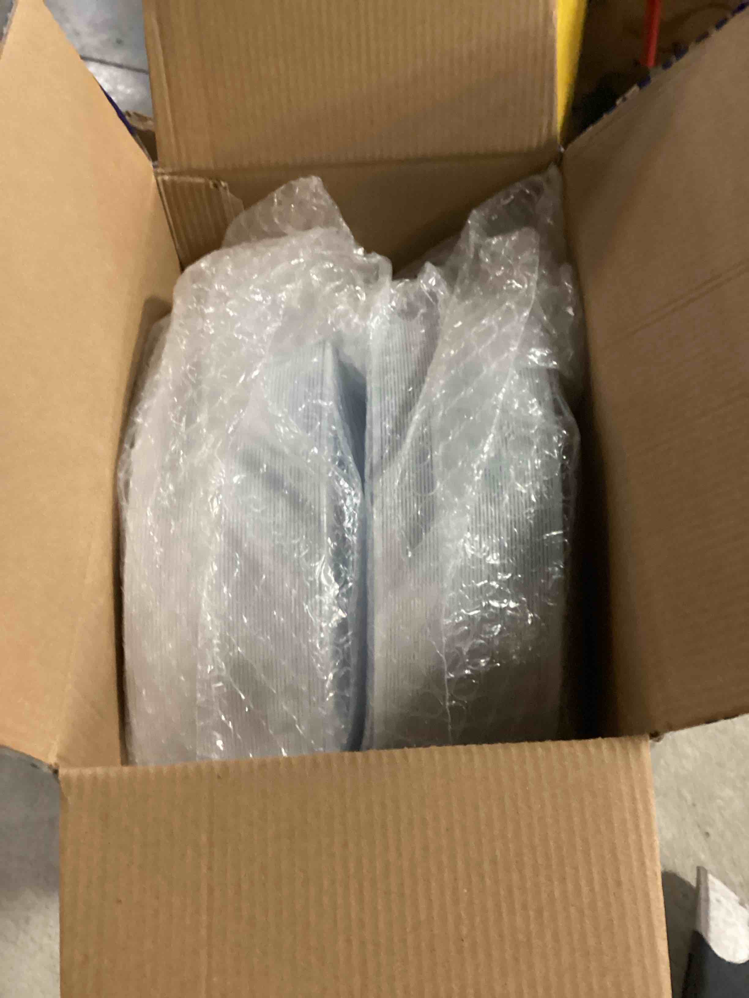 https://s3.amazonaws.com/lotting-images-prod/bidfta/PPE2358989_1751288307758.jpeg