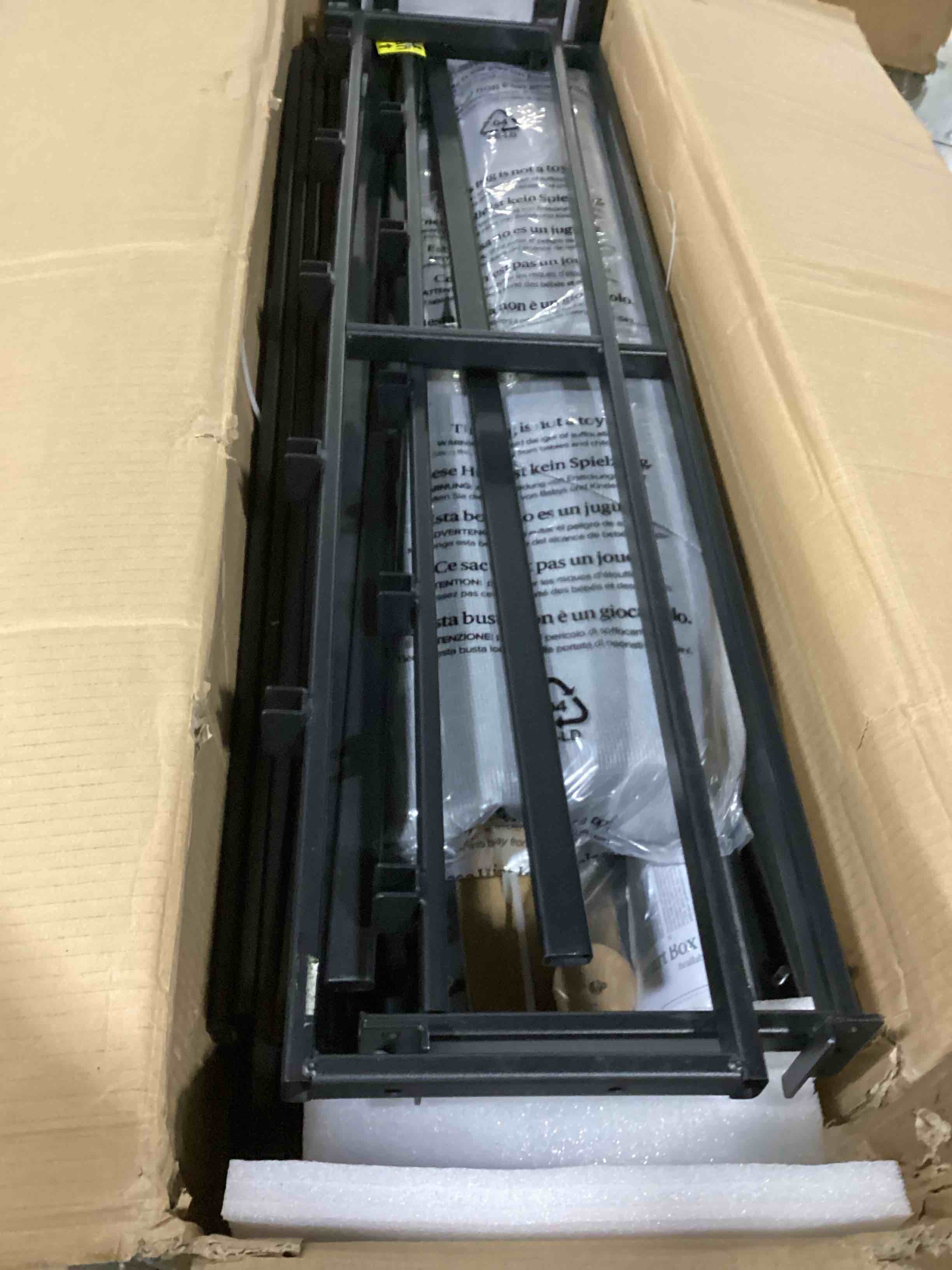 https://s3.amazonaws.com/lotting-images-prod/bidfta/PPE2359086_1745600923004.jpeg