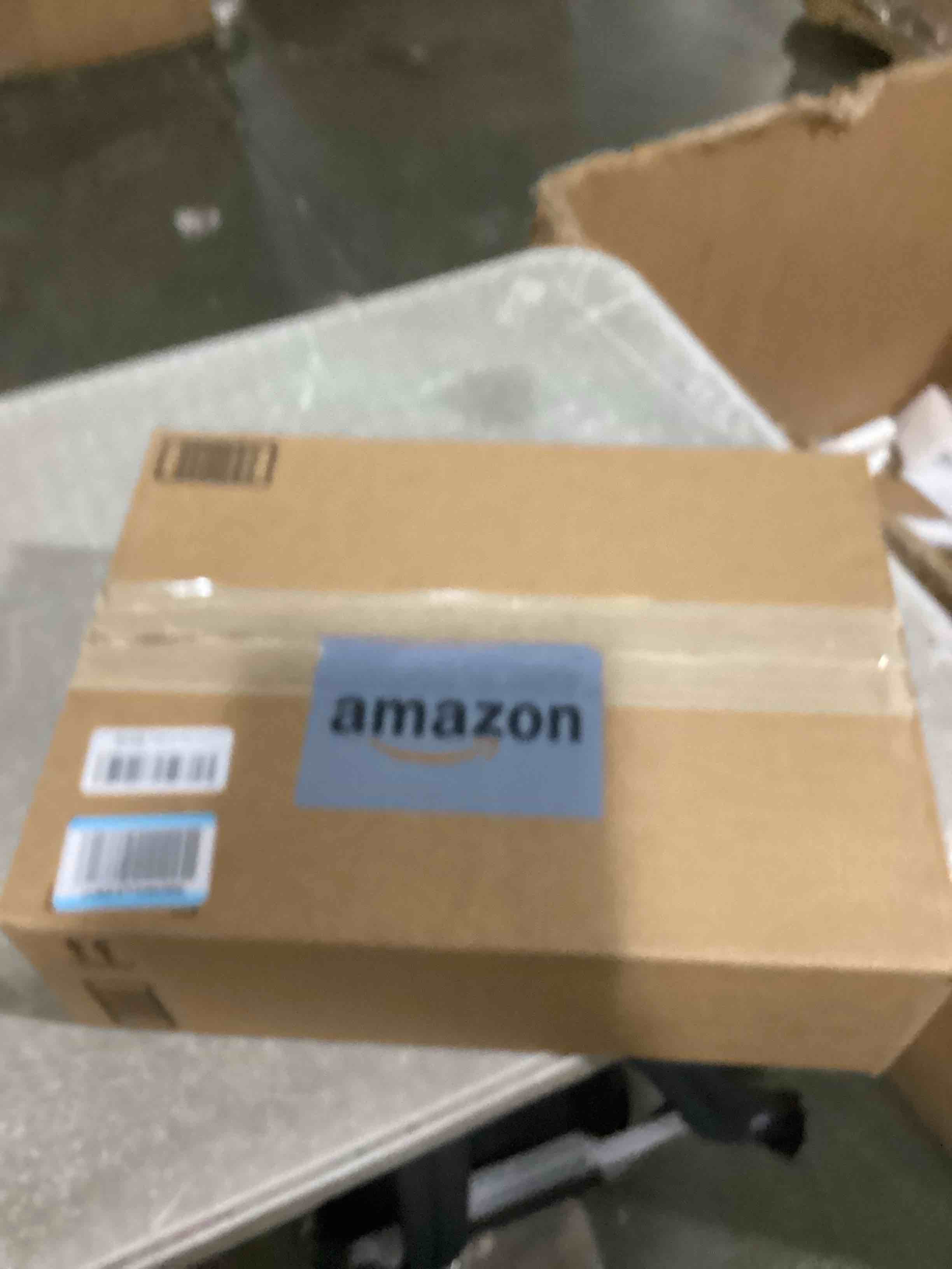 https://s3.amazonaws.com/lotting-images-prod/bidfta/PPE2359142_1745840213853.jpeg