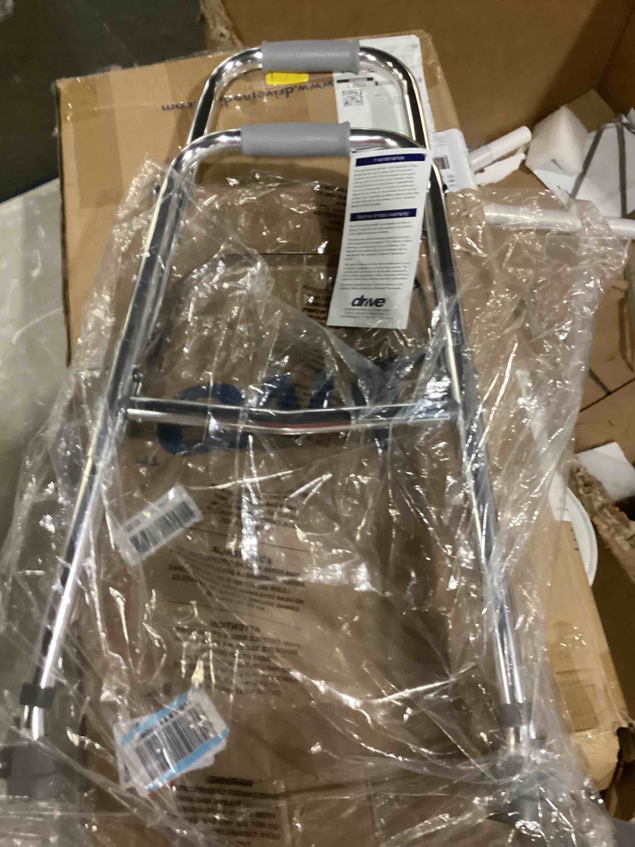 https://s3.amazonaws.com/lotting-images-prod/bidfta/PPE2359149_1745840968926.jpeg