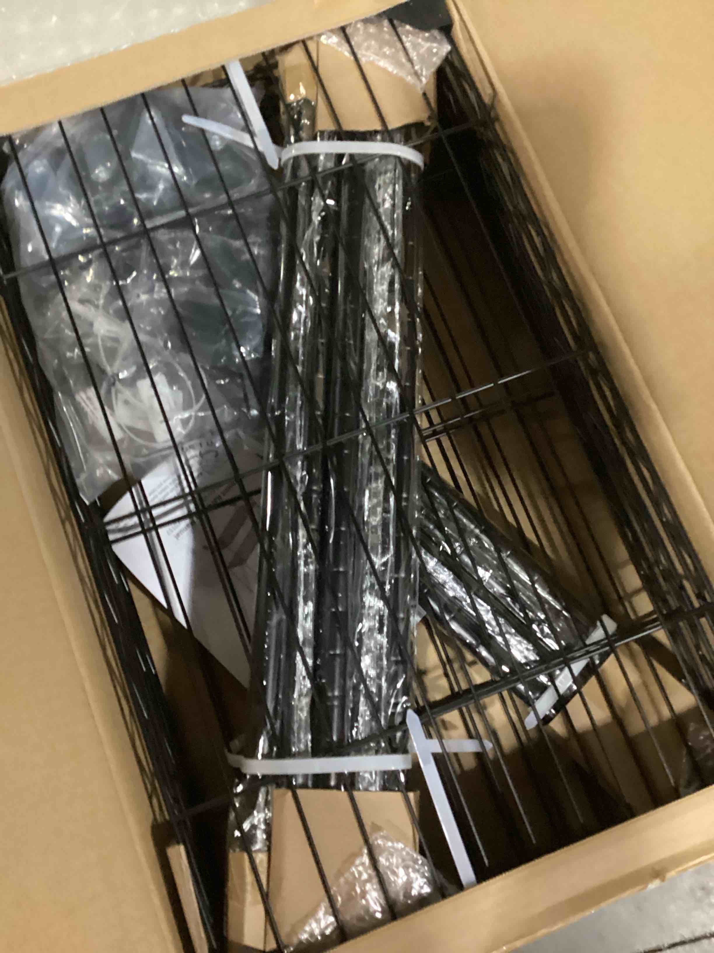 https://s3.amazonaws.com/lotting-images-prod/bidfta/PPE2359150_1745841074915.jpeg
