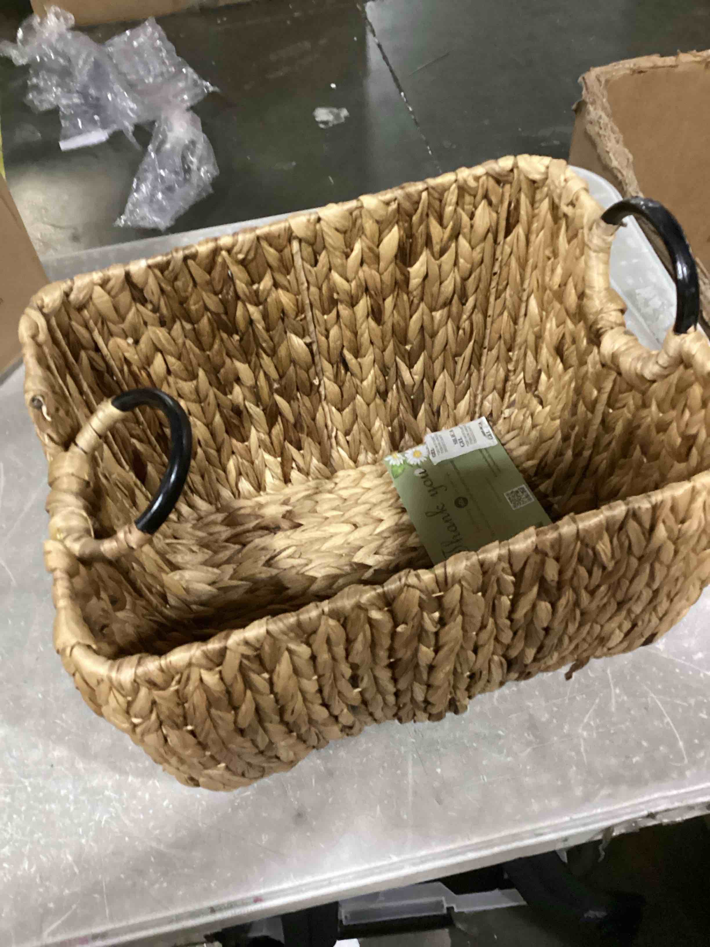 https://s3.amazonaws.com/lotting-images-prod/bidfta/PPE2359183_1745846461116.jpeg