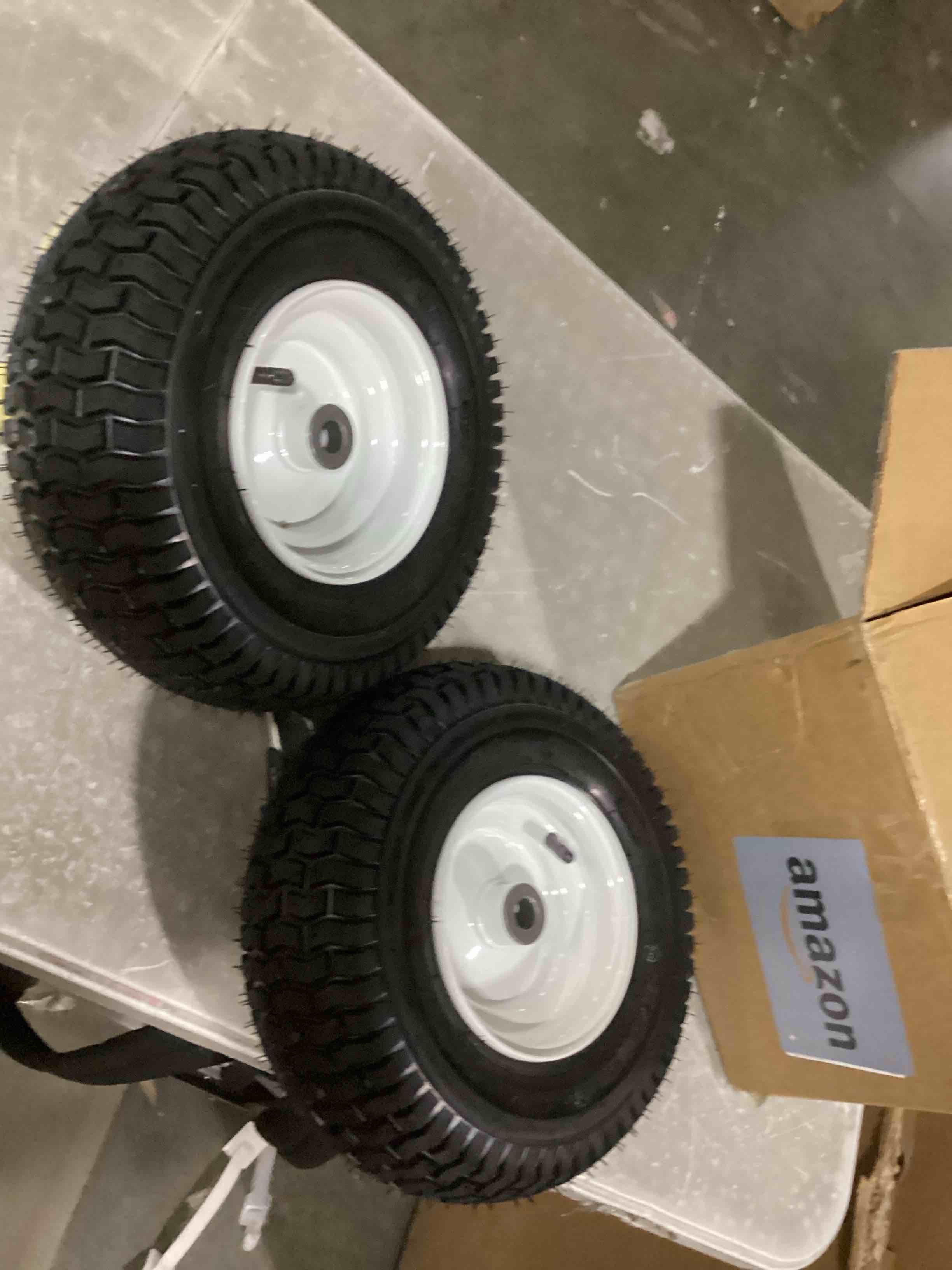 https://s3.amazonaws.com/lotting-images-prod/bidfta/PPE2359209_1745851224308.jpeg