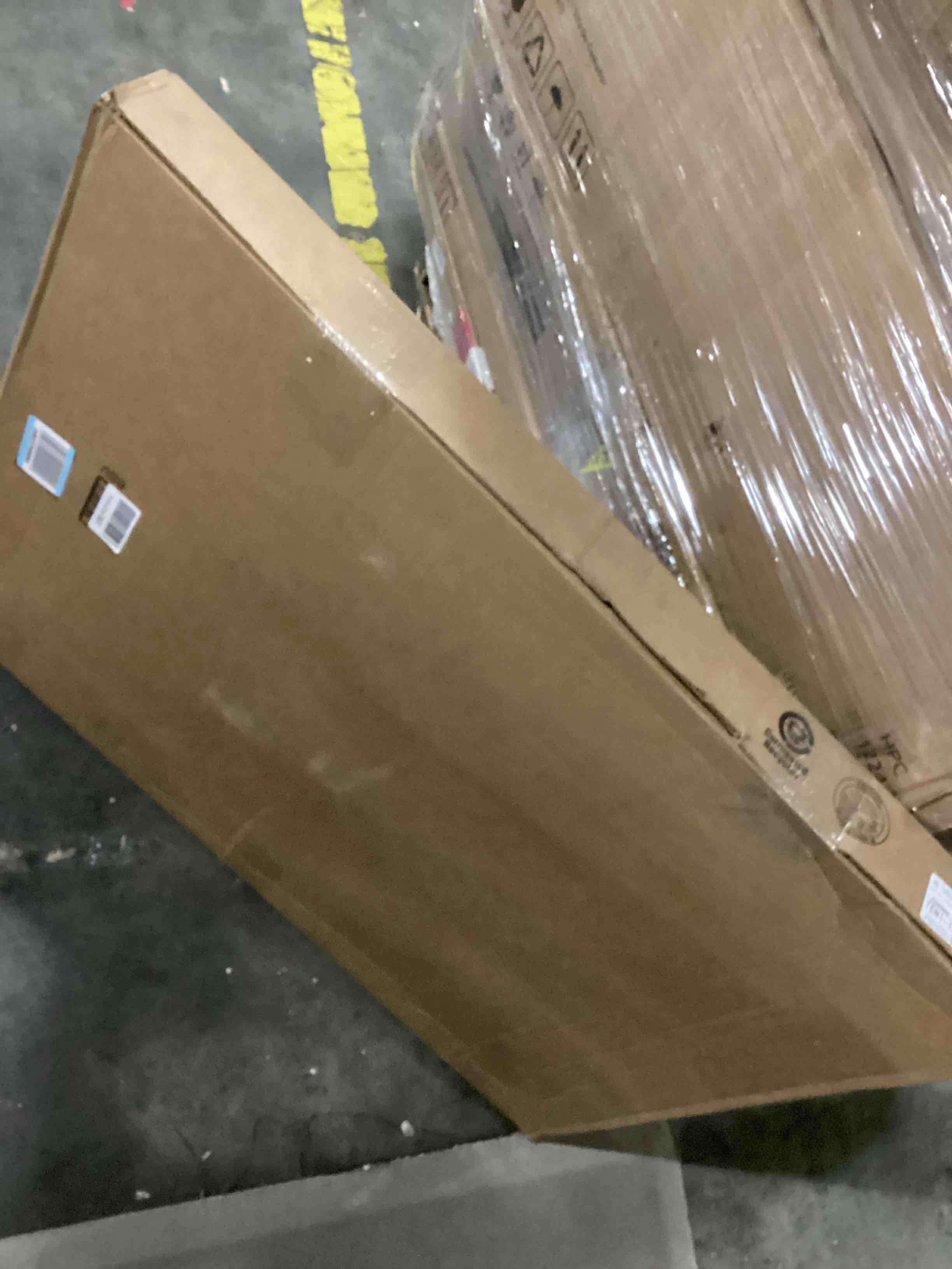 https://s3.amazonaws.com/lotting-images-prod/bidfta/PPE2359219_1745853146566.jpeg