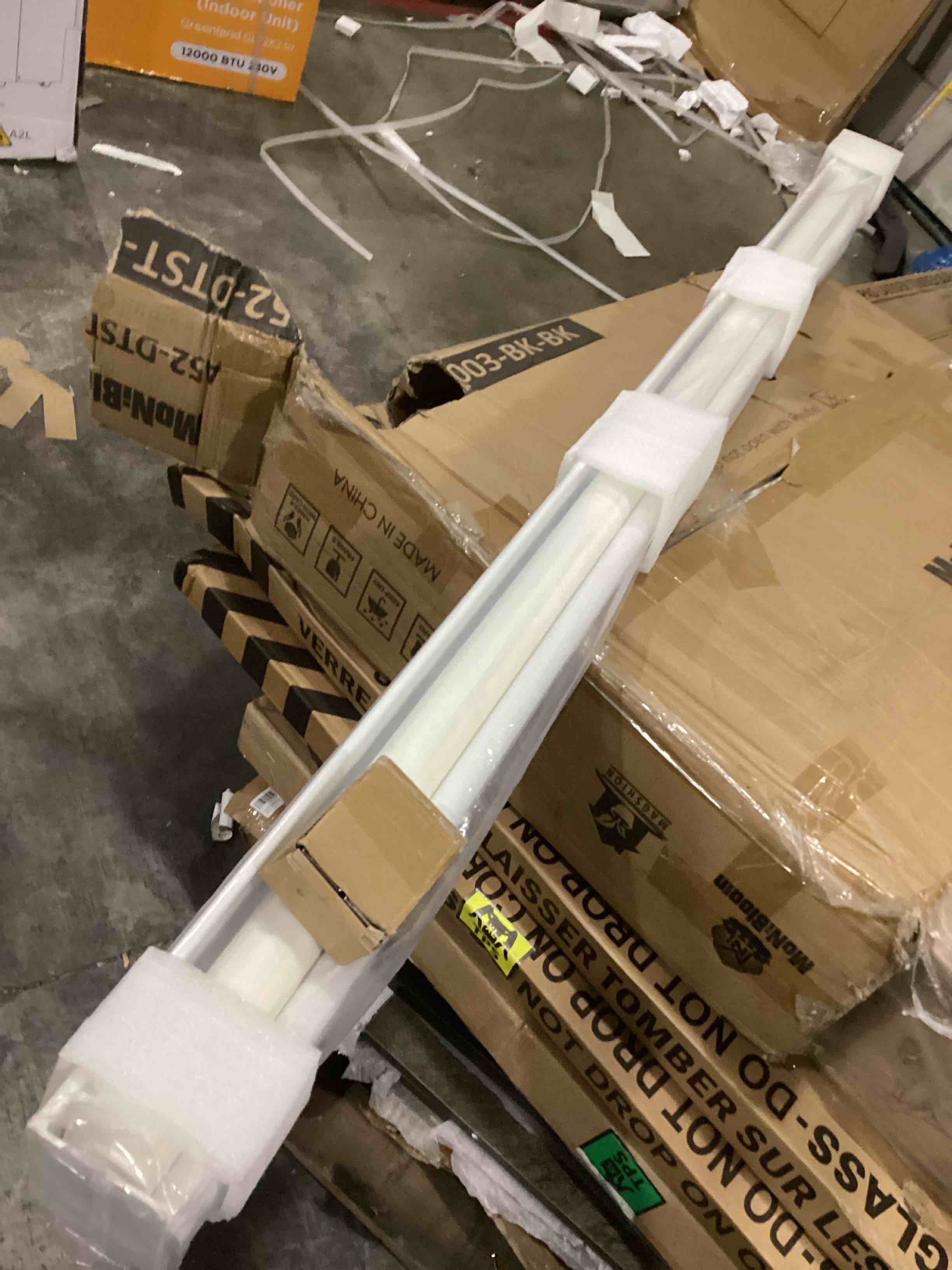 https://s3.amazonaws.com/lotting-images-prod/bidfta/PPE2359241_1745931828042.jpeg