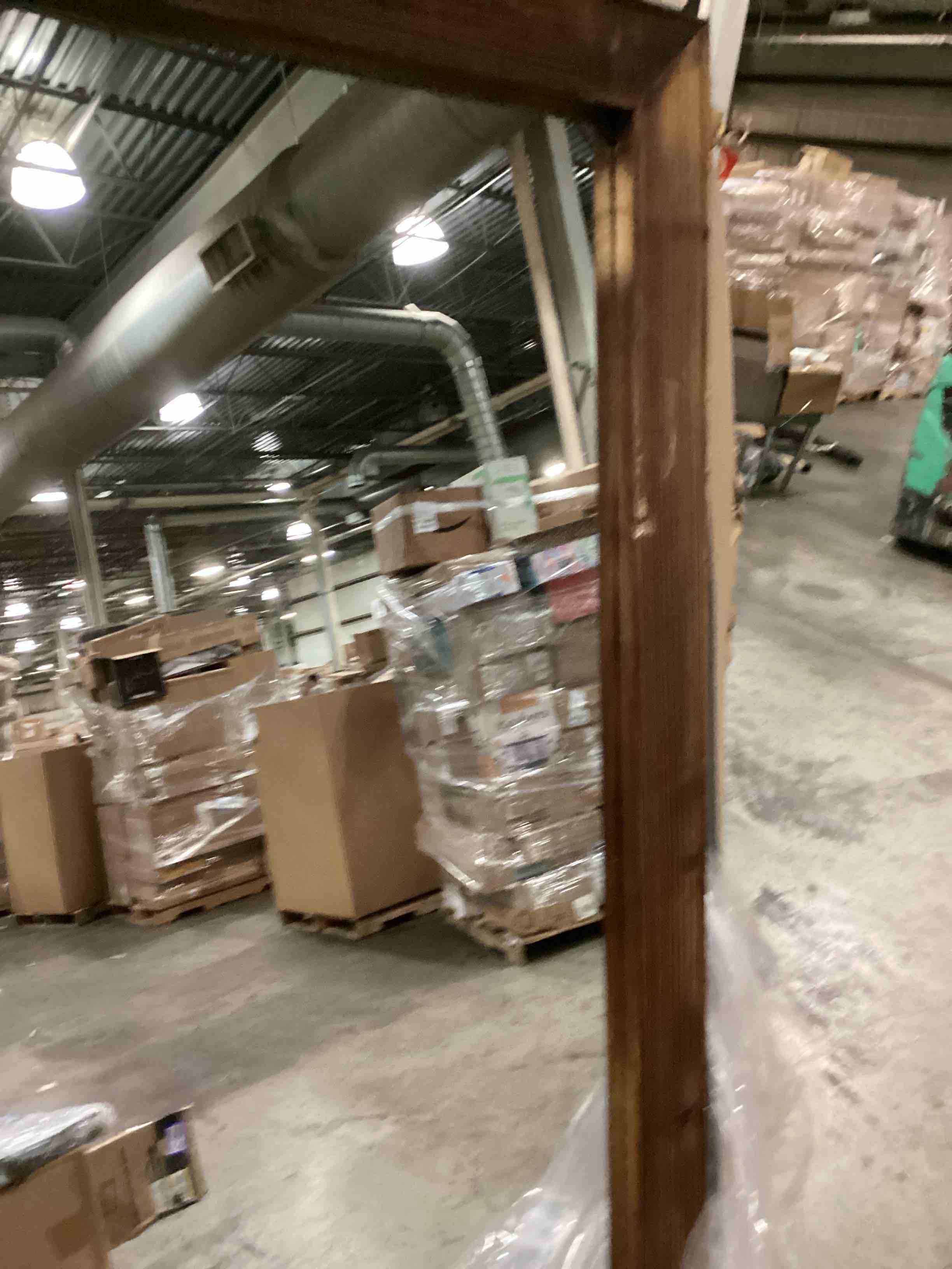 https://s3.amazonaws.com/lotting-images-prod/bidfta/PPE2359268_1745936525813.jpeg