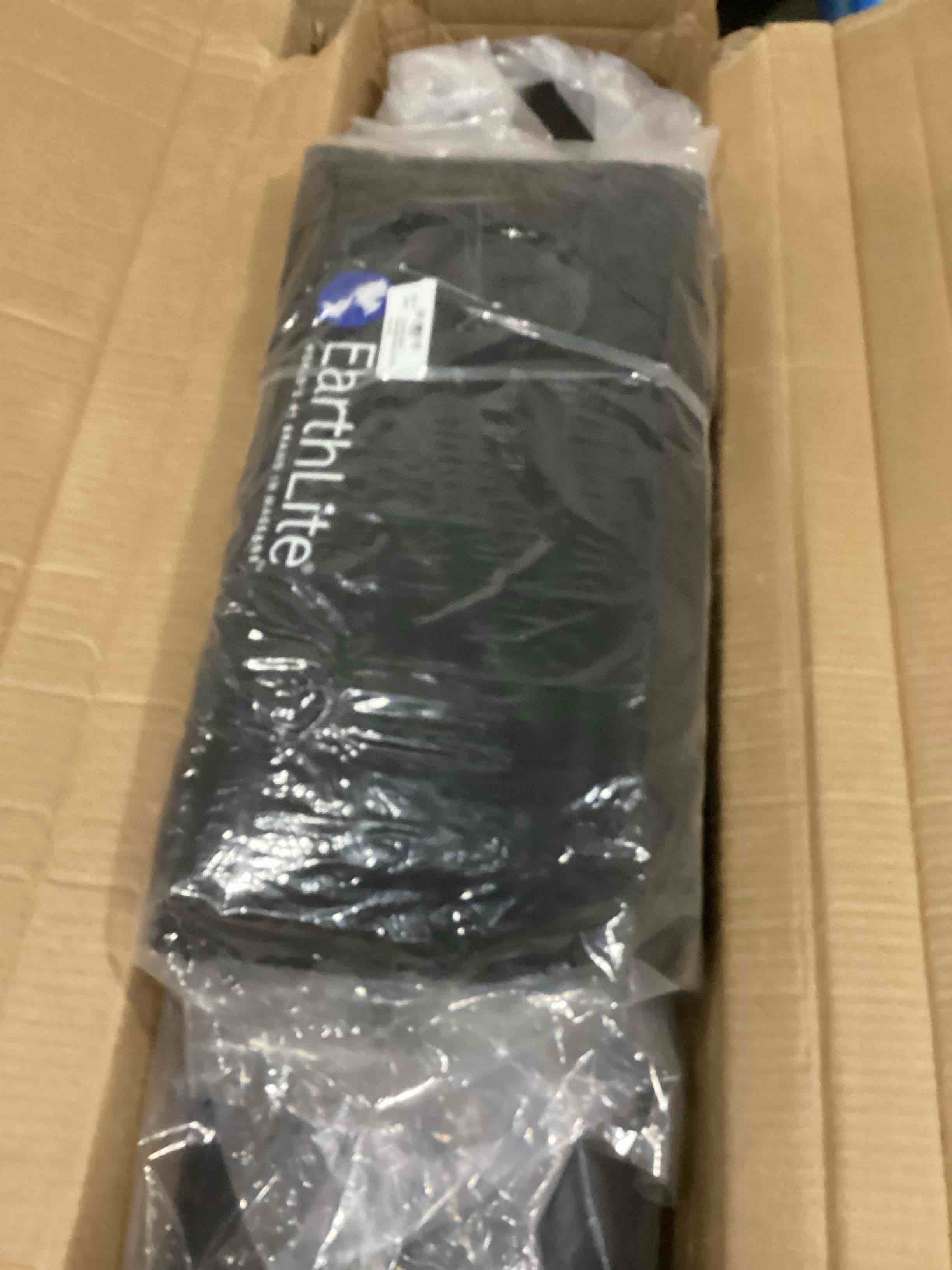 https://s3.amazonaws.com/lotting-images-prod/bidfta/PPE2359290_1745939869459.jpeg
