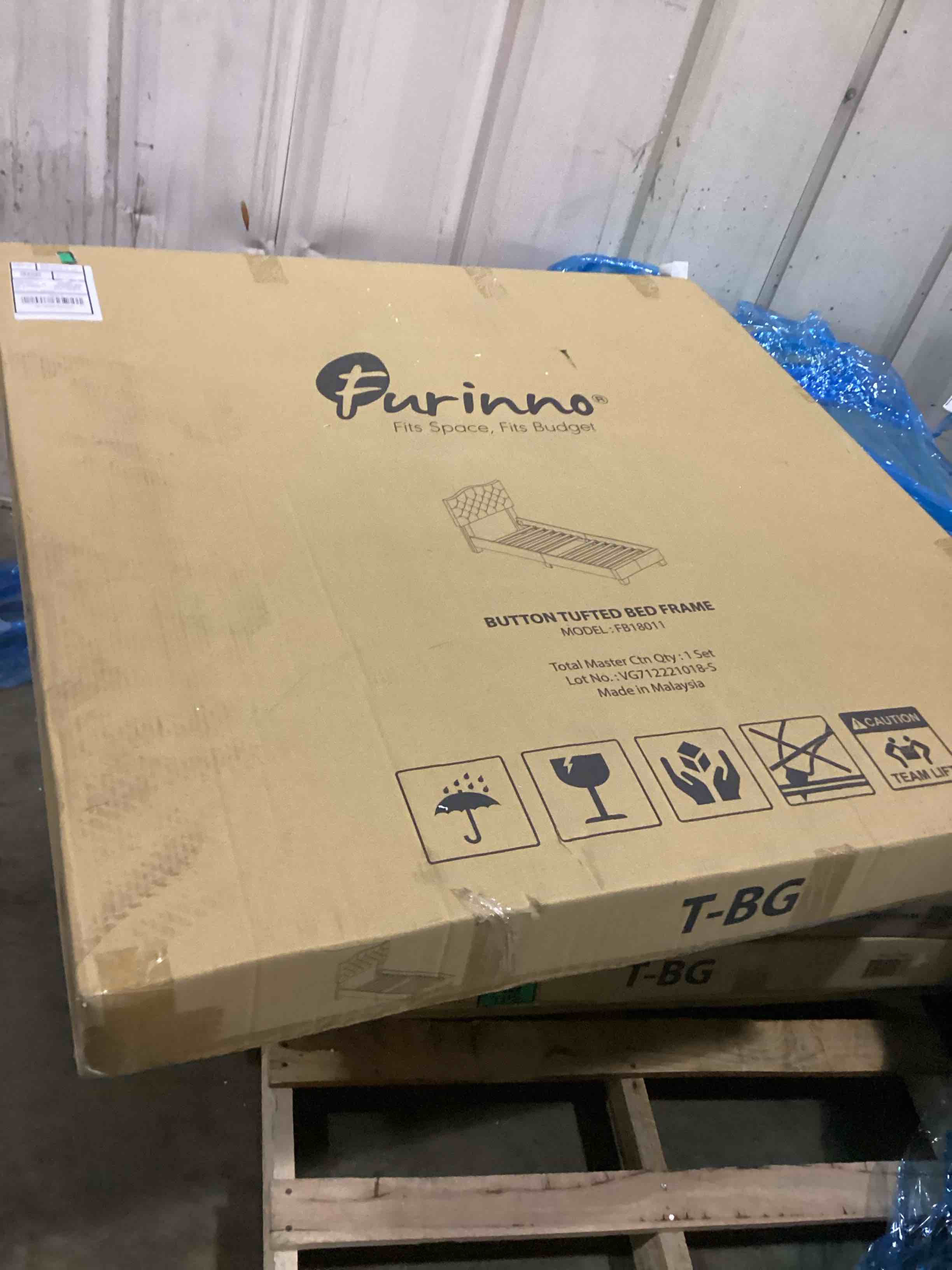 https://s3.amazonaws.com/lotting-images-prod/bidfta/PPE2359307_1745950952479.jpeg