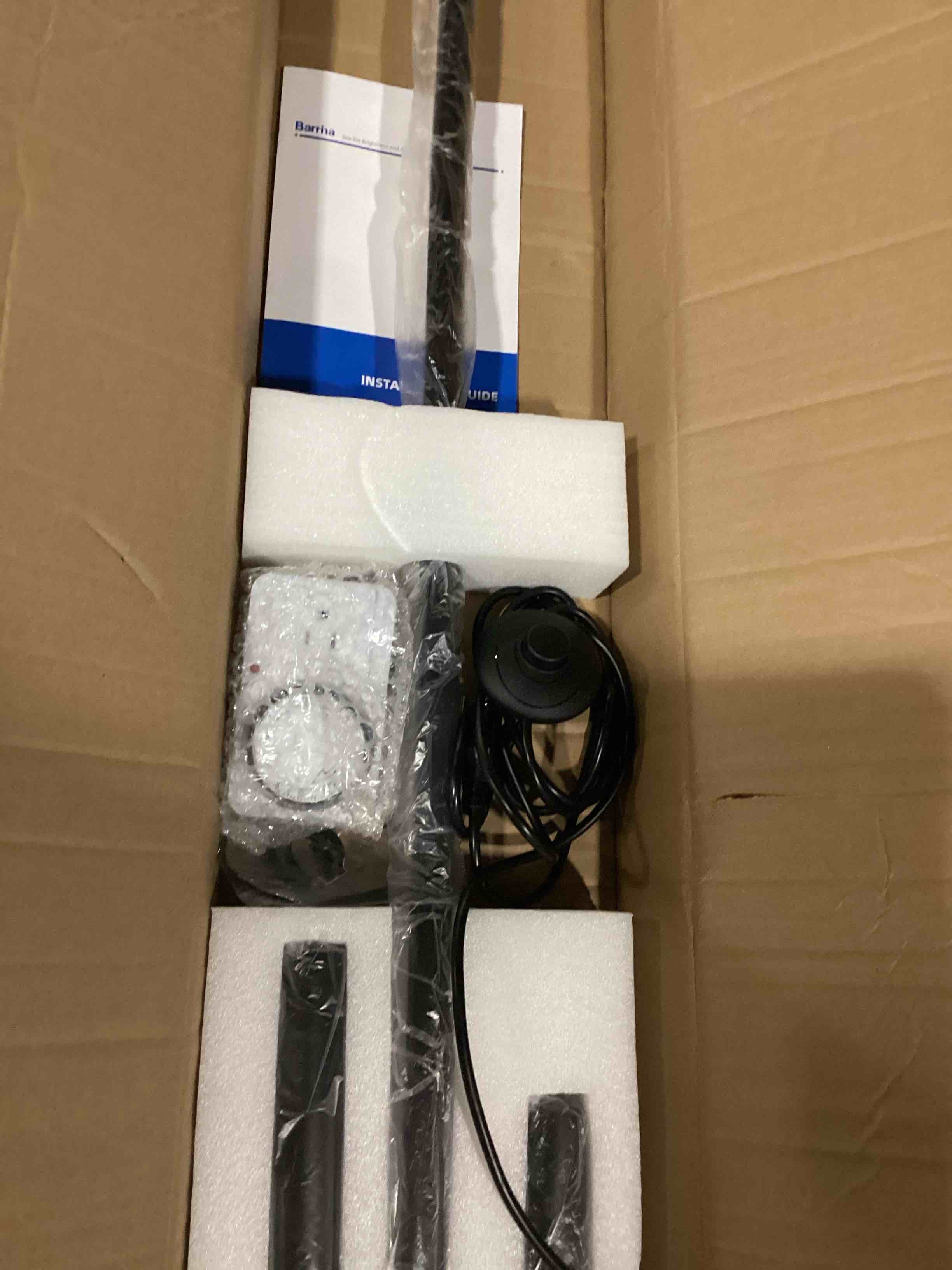 https://s3.amazonaws.com/lotting-images-prod/bidfta/PPE2359467_1746125372676.jpeg