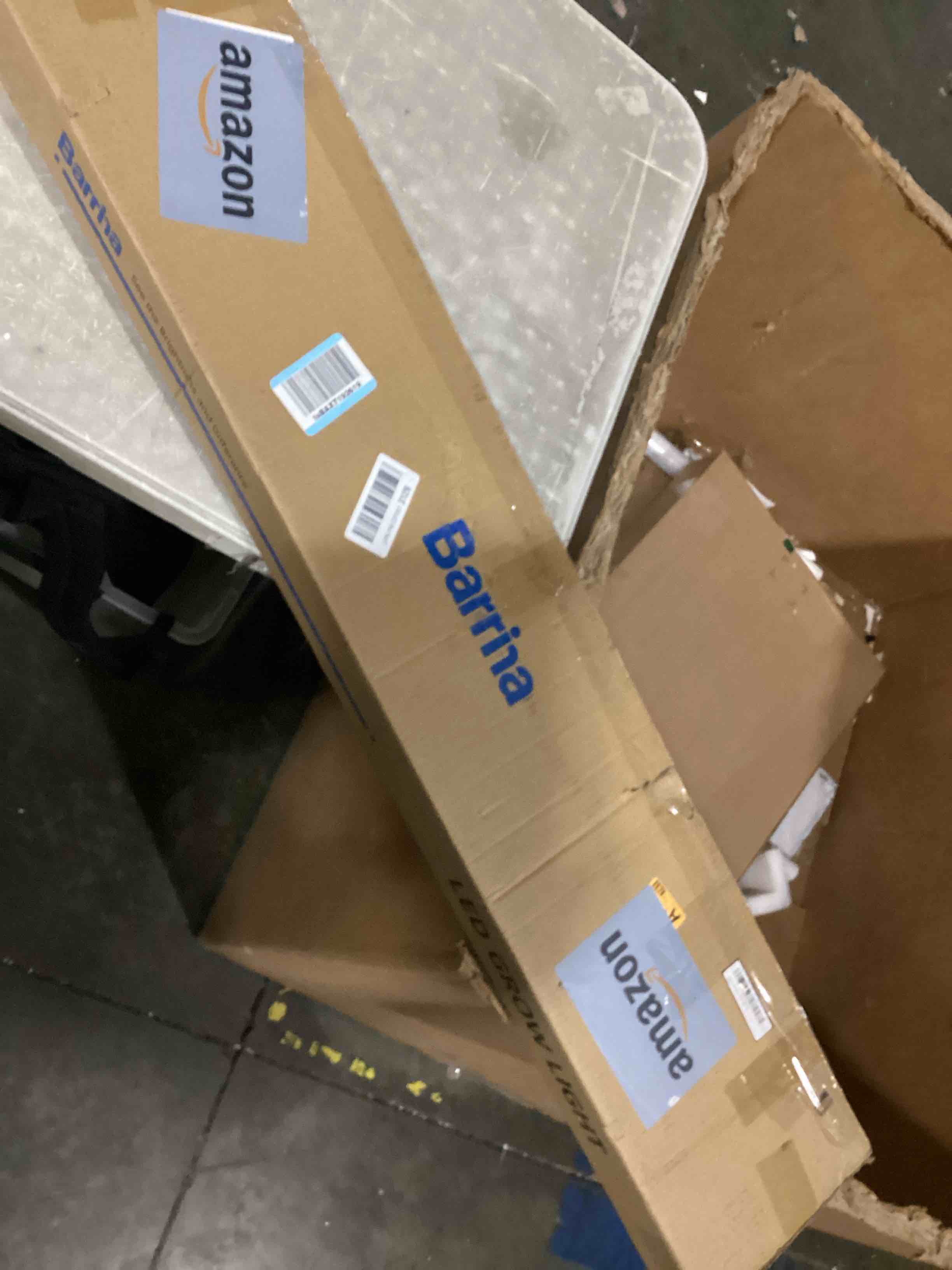 https://s3.amazonaws.com/lotting-images-prod/bidfta/PPE2359467_1746125420426.jpeg